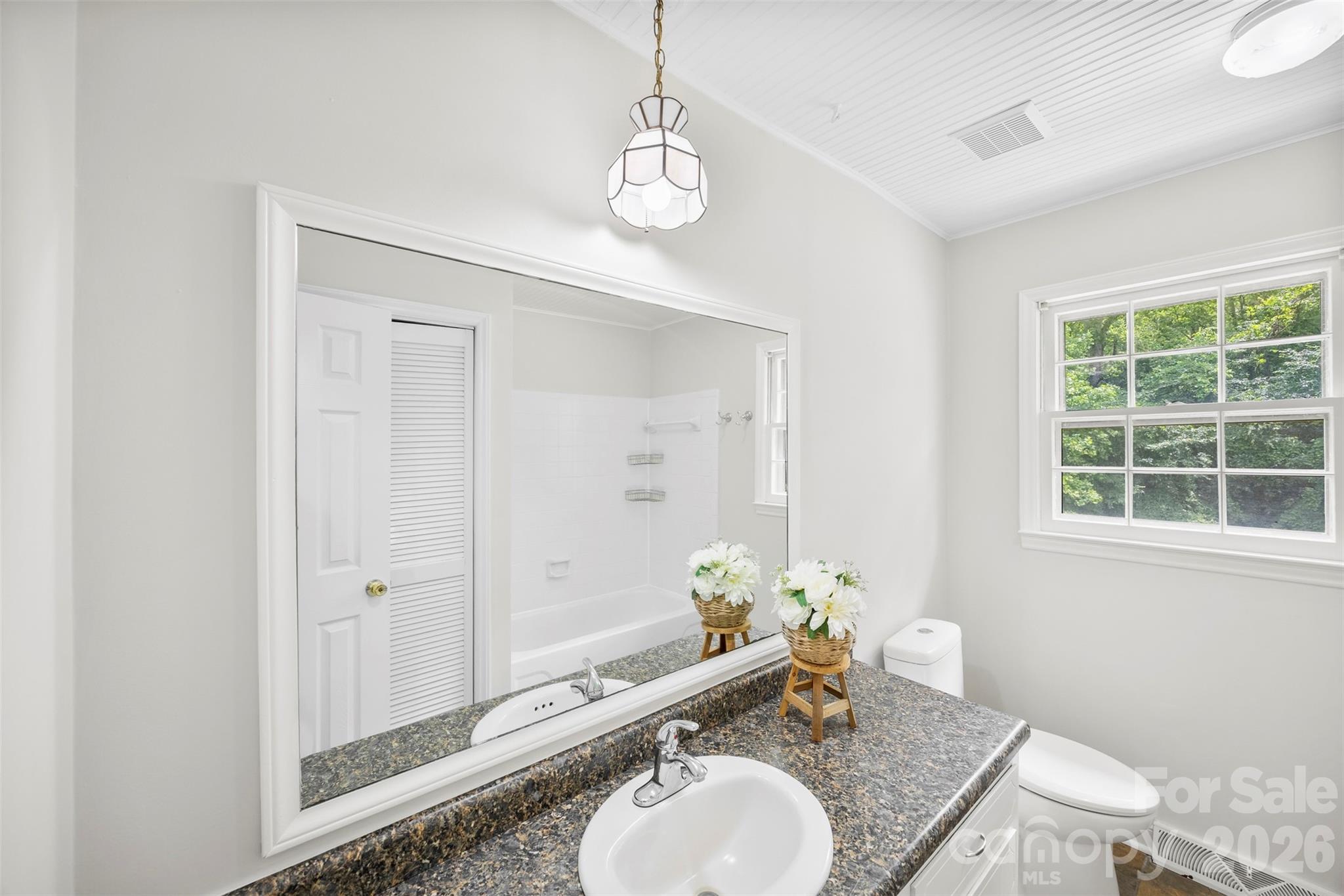 22 Forest Hill Road — Belmont