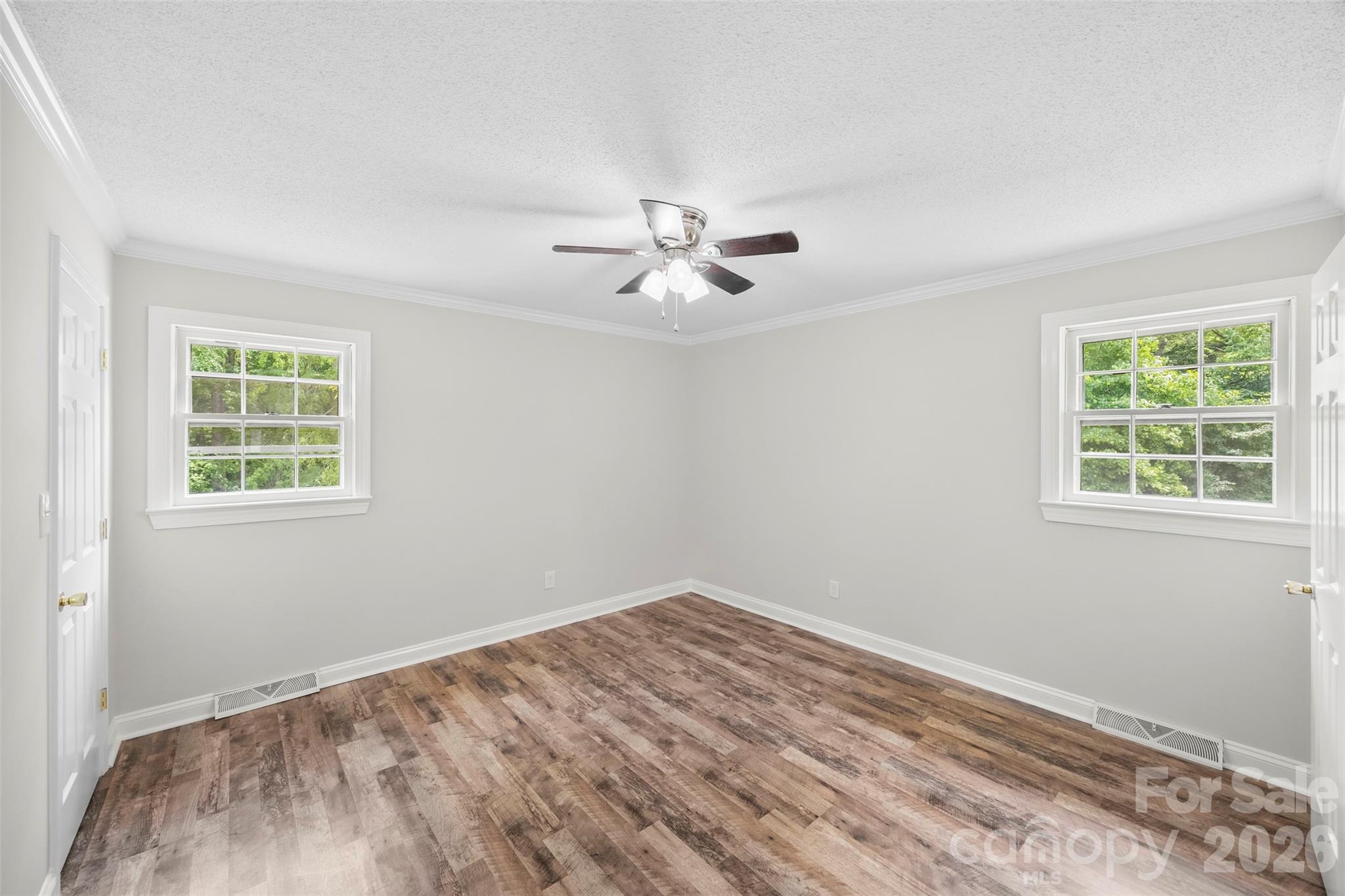 22 Forest Hill Road — Belmont