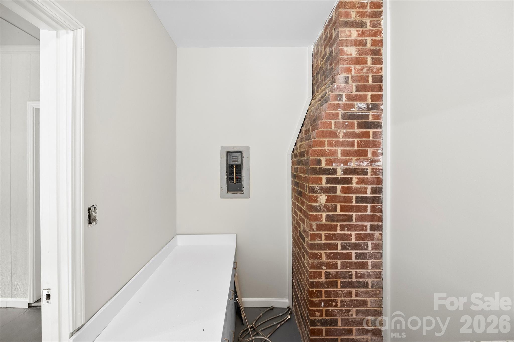 22 Forest Hill Road — Belmont