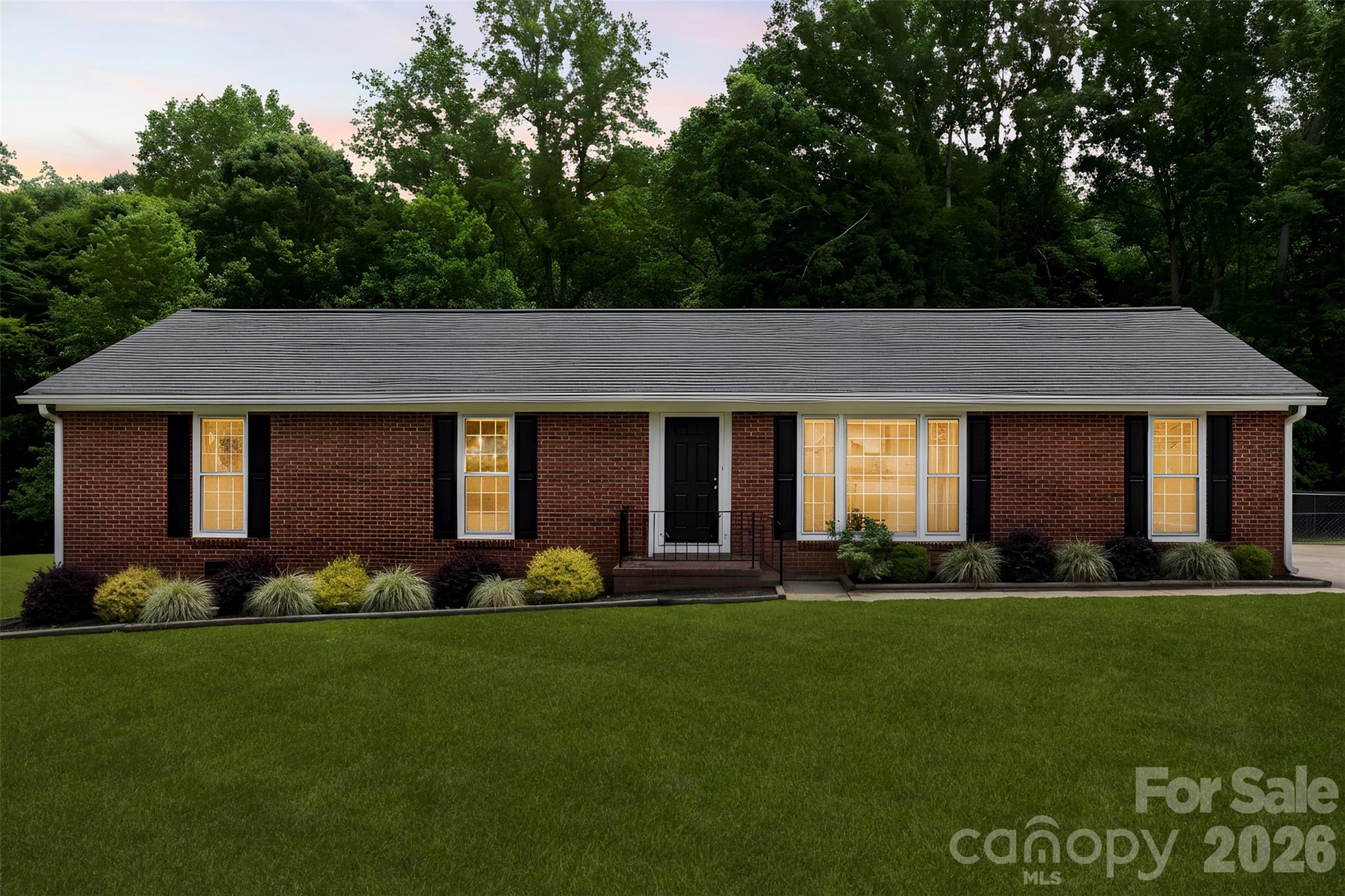 22 Forest Hill Road — Belmont