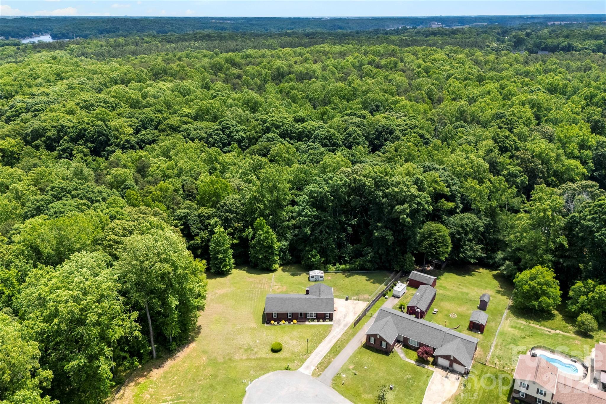 22 Forest Hill Road — Belmont