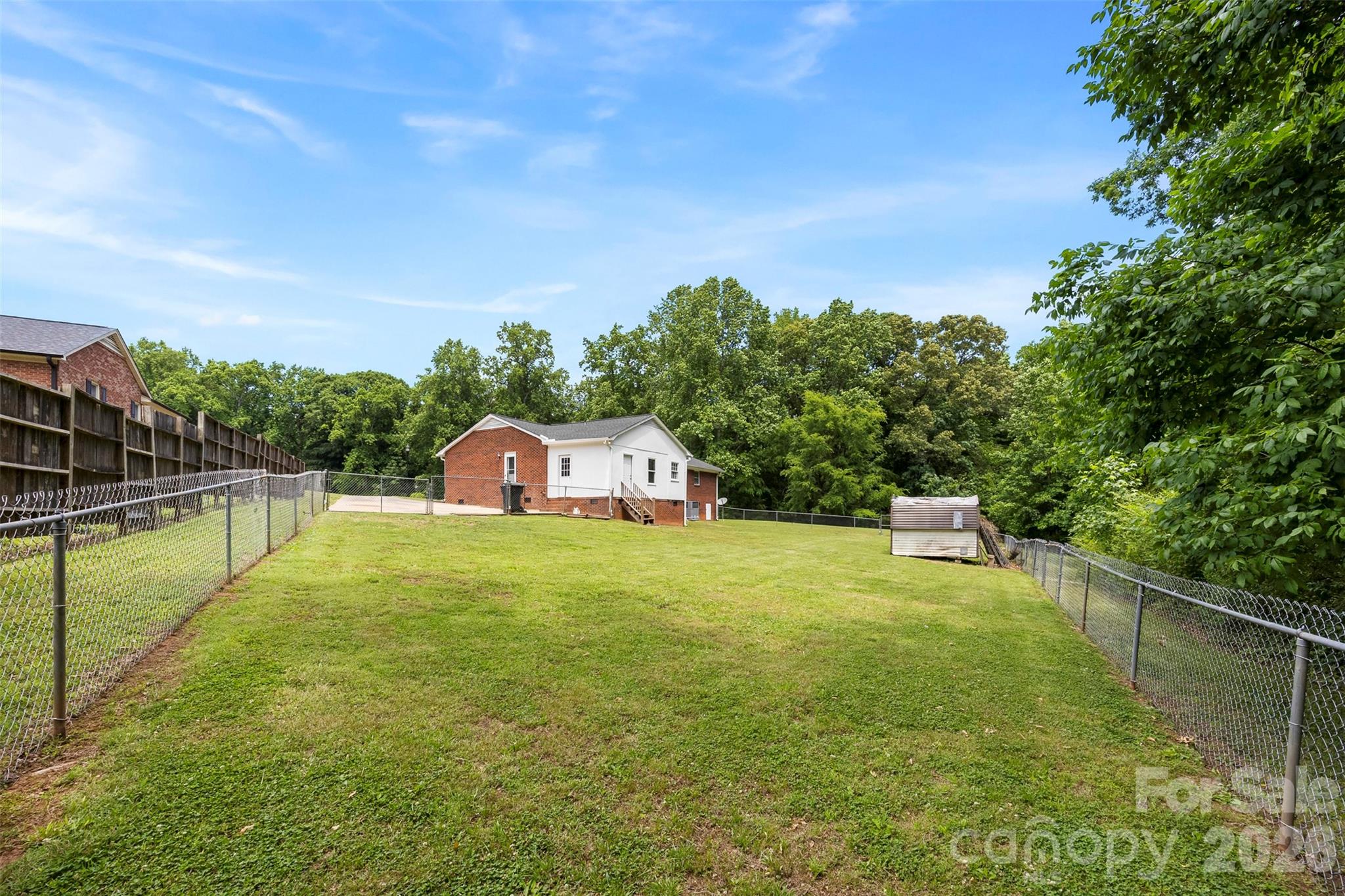 22 Forest Hill Road — Belmont