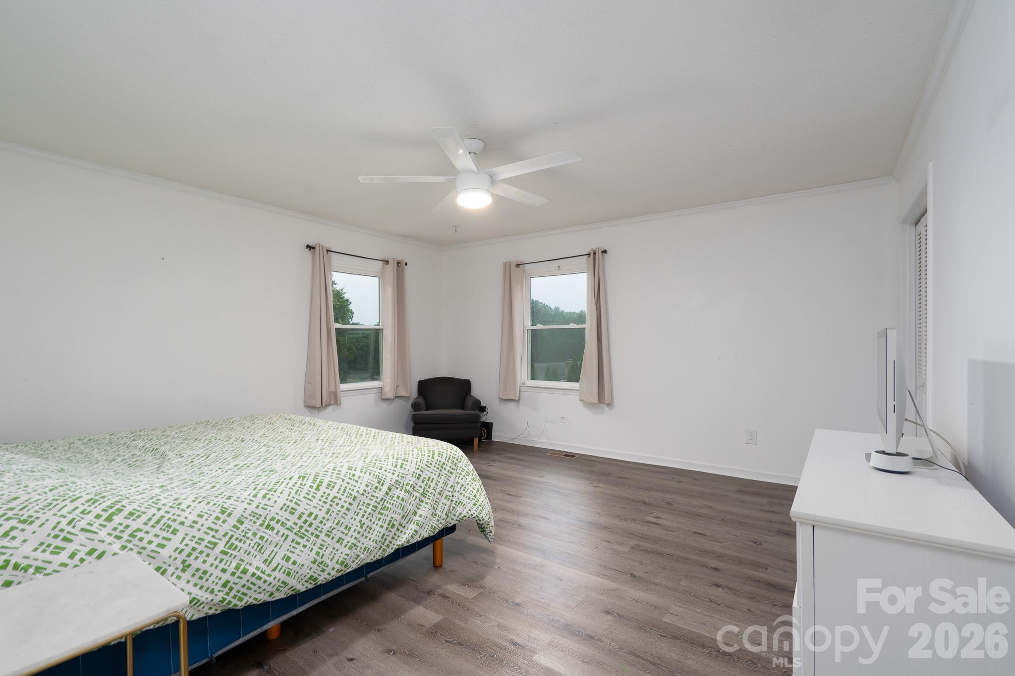 1709 Essen Lane — Gastonia