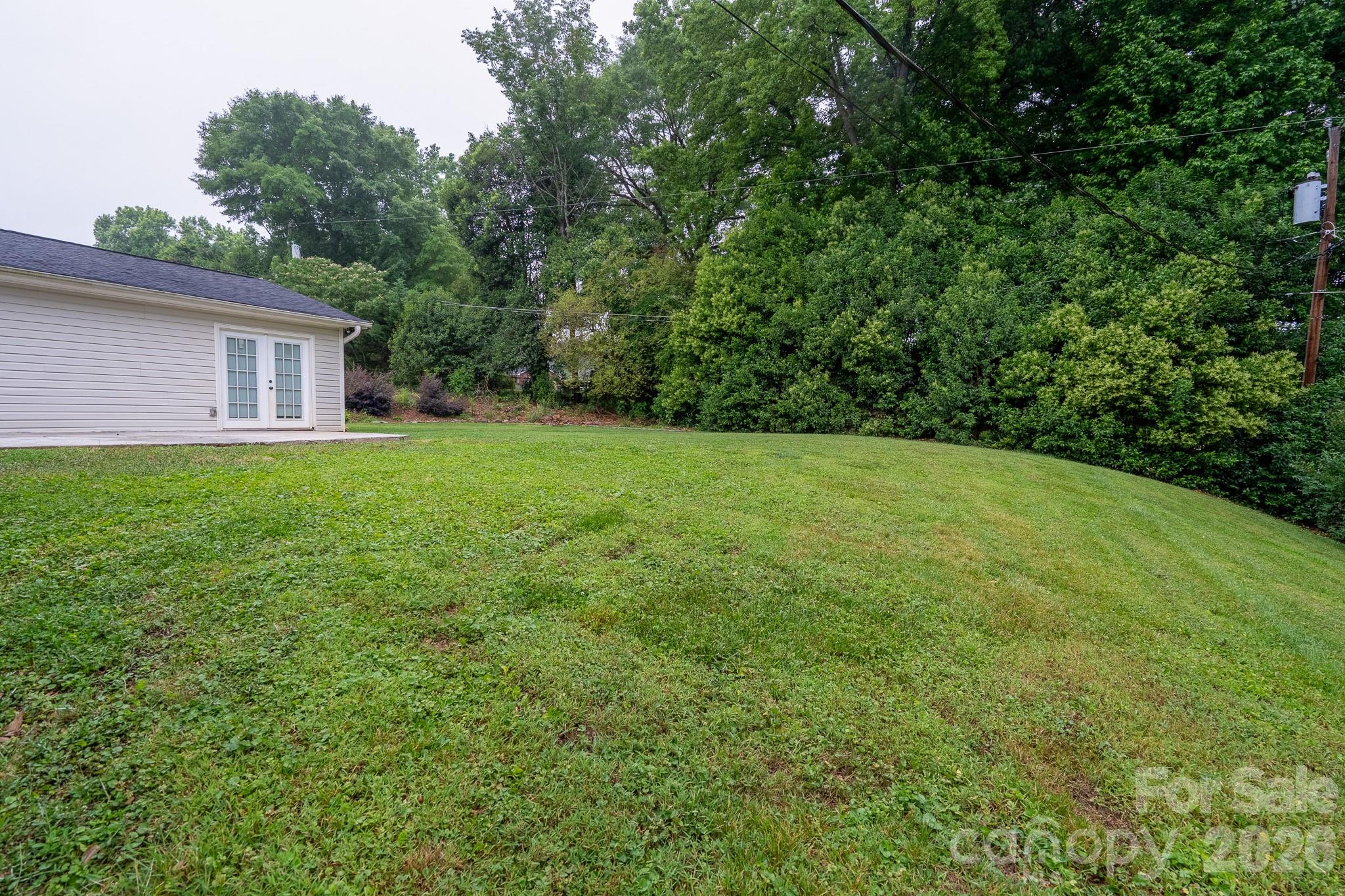 1709 Essen Lane — Gastonia