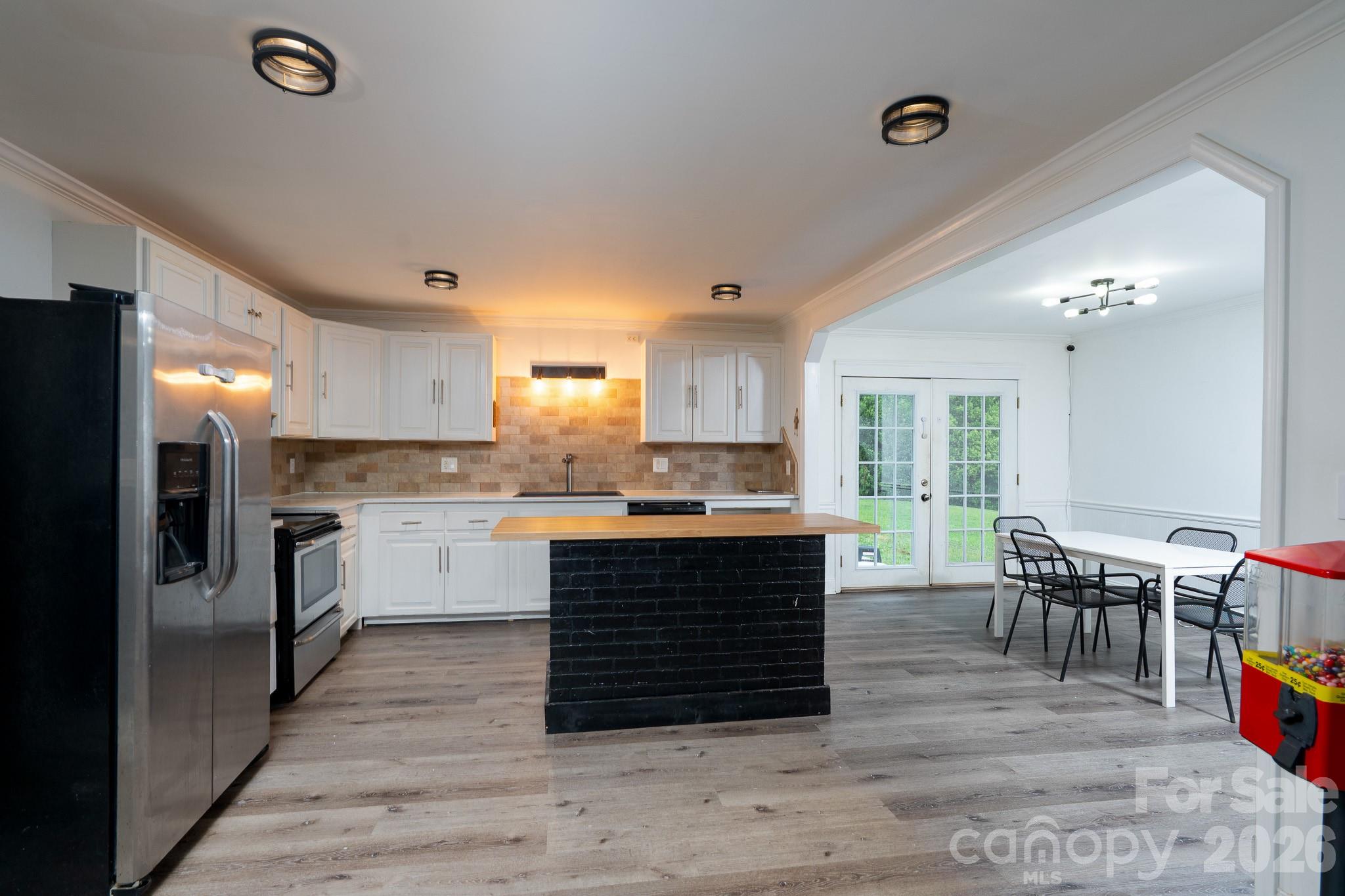 1709 Essen Lane — Gastonia