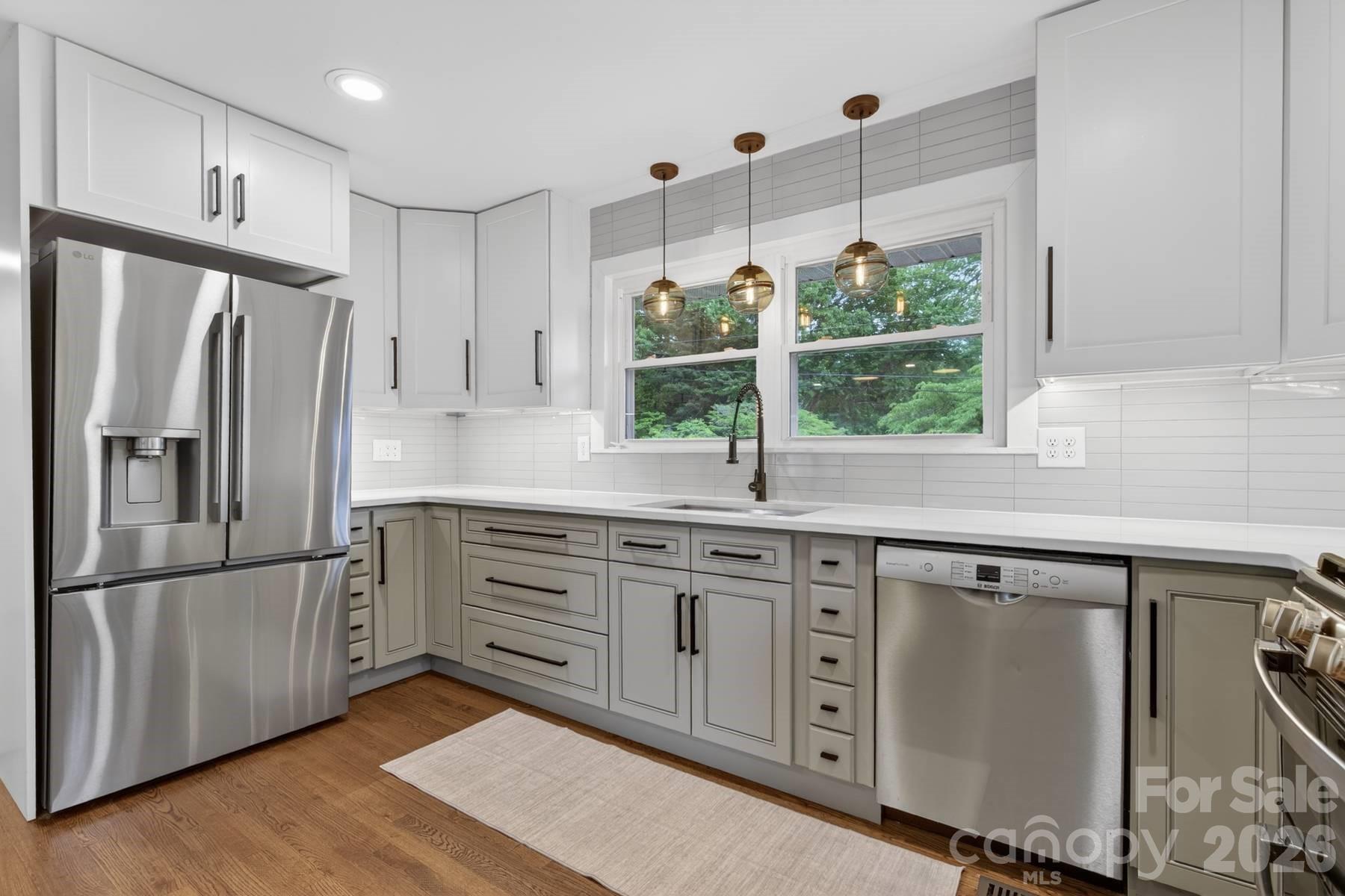 140 Dunbar Street — Bryson City