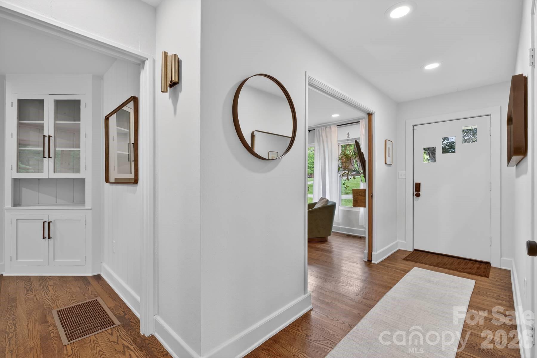 140 Dunbar Street — Bryson City