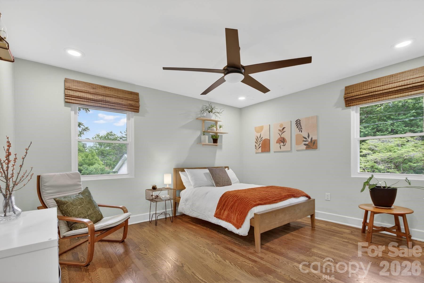 140 Dunbar Street — Bryson City