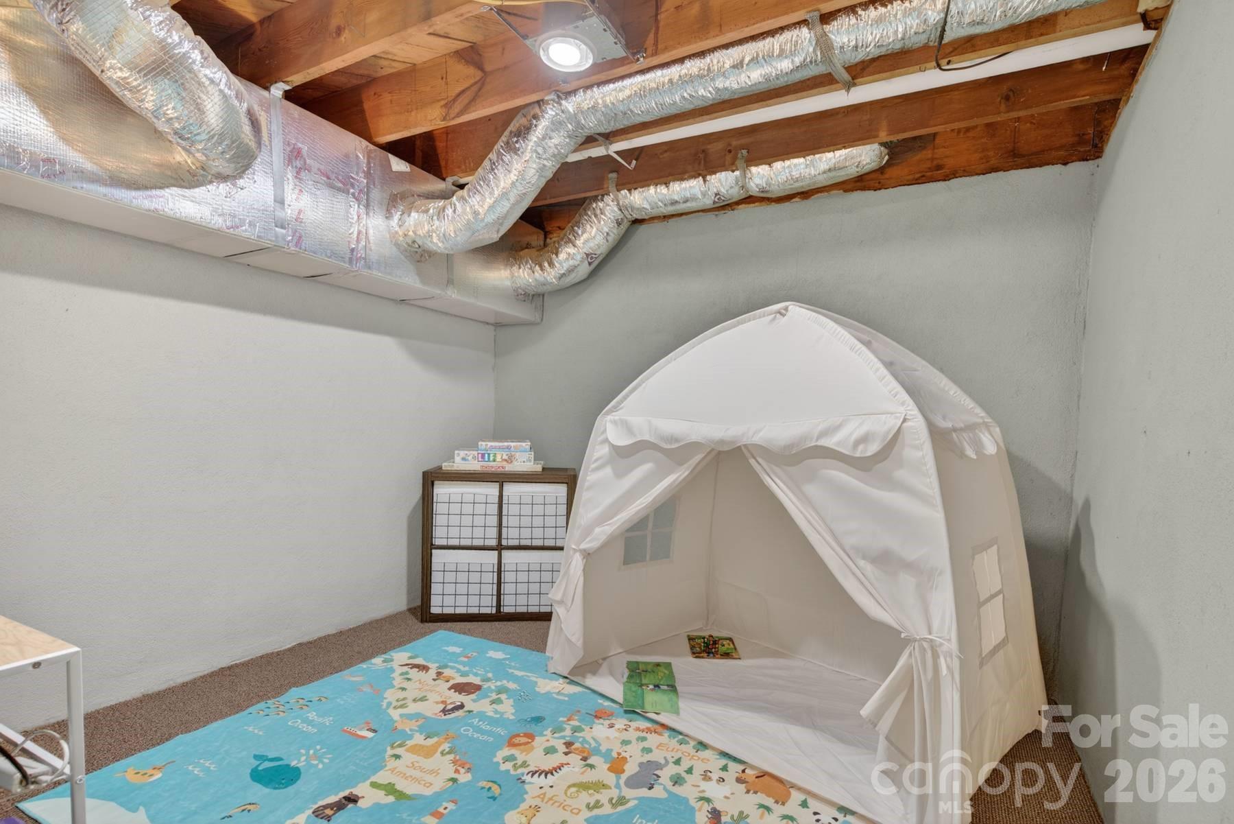 140 Dunbar Street — Bryson City