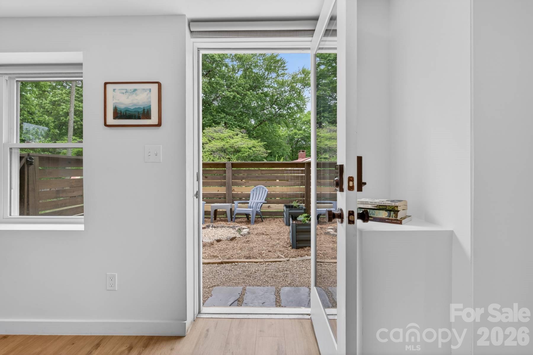 140 Dunbar Street — Bryson City