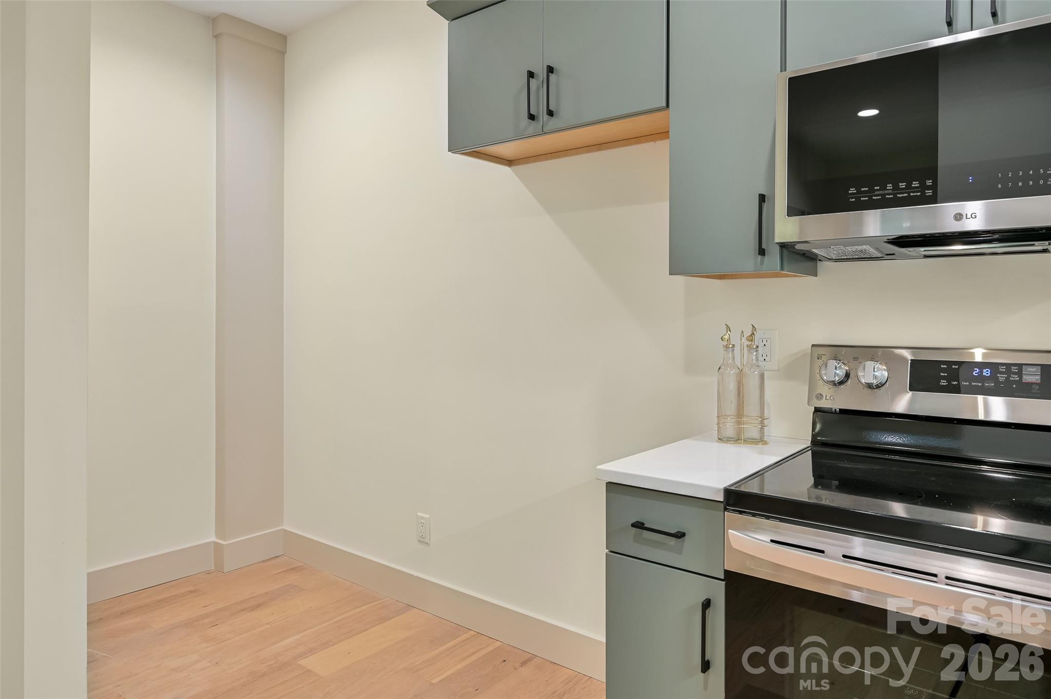 30 Sand Hill Road — Asheville