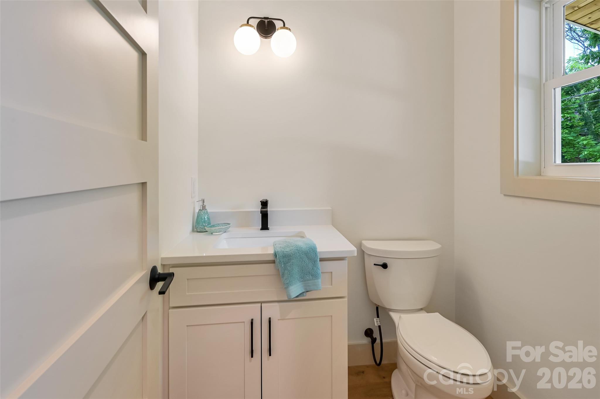 30 Sand Hill Road — Asheville