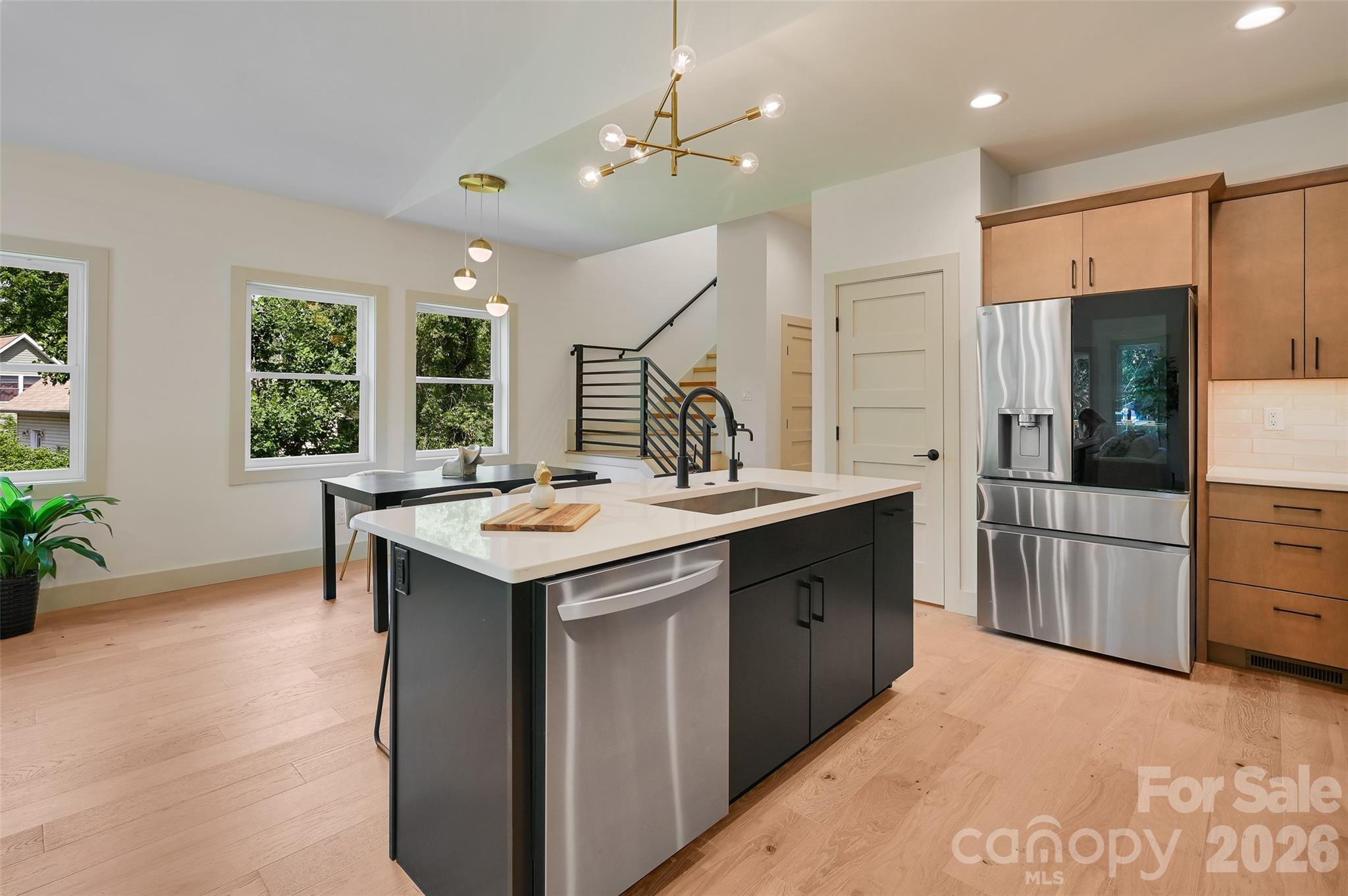 30 Sand Hill Road — Asheville