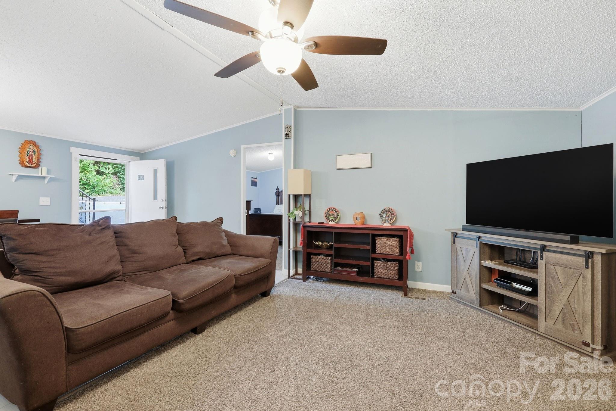 405 Gray Court — Asheville