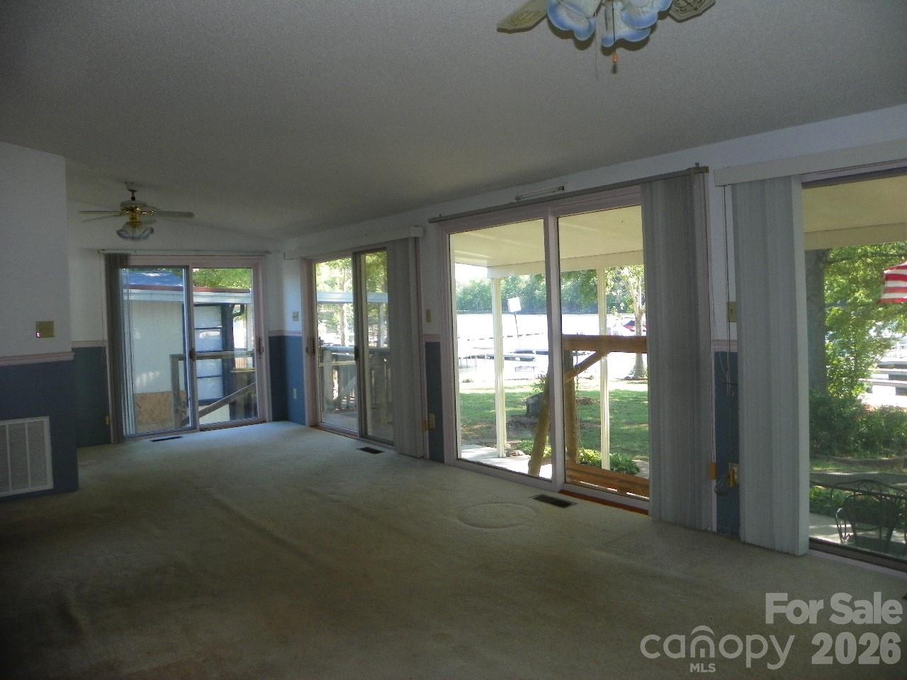 105 Dogwood Circle — New London