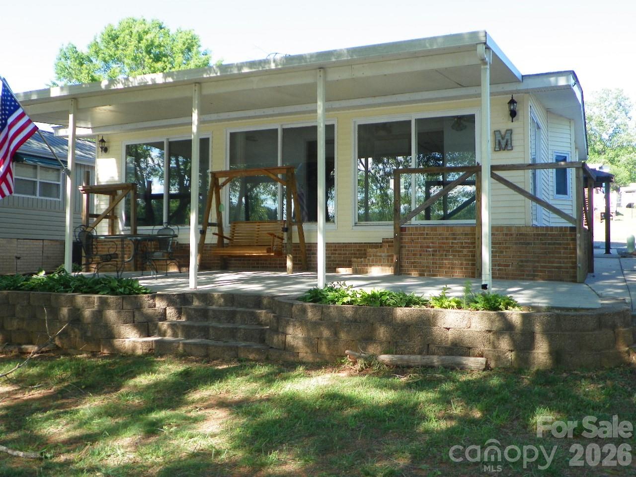 105 Dogwood Circle — New London