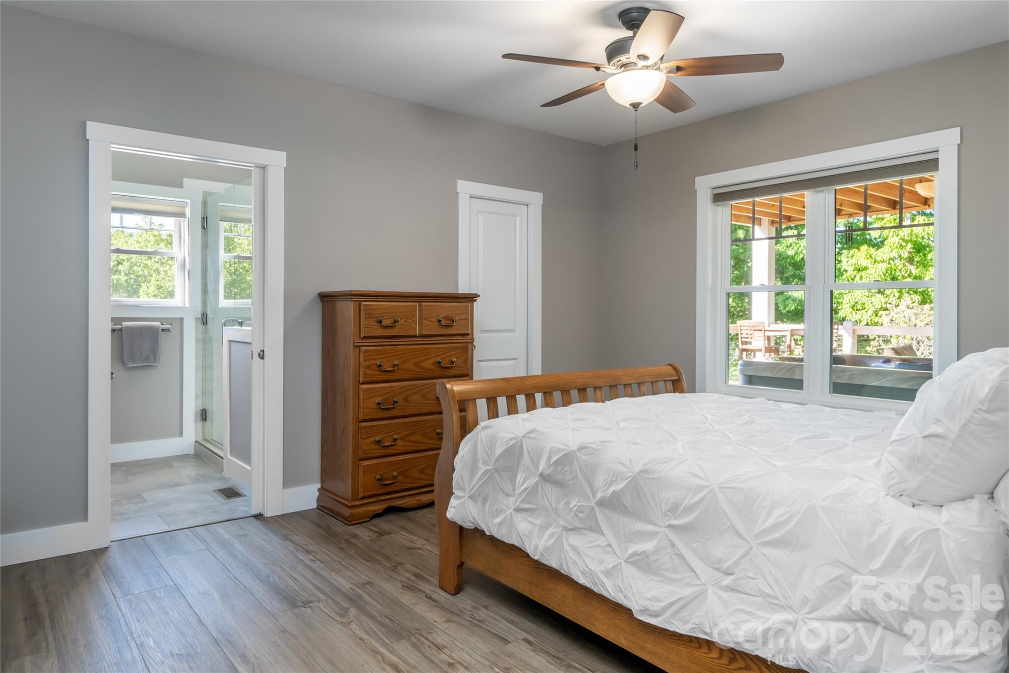 46 Nuthatch Court — Fairview