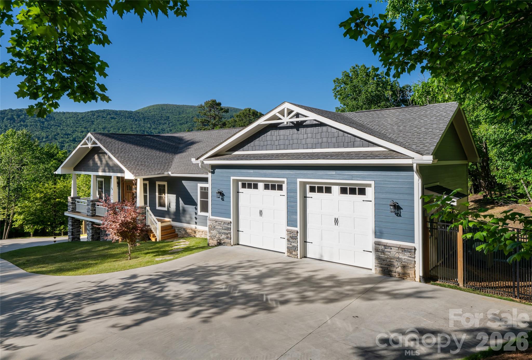 46 Nuthatch Court — Fairview