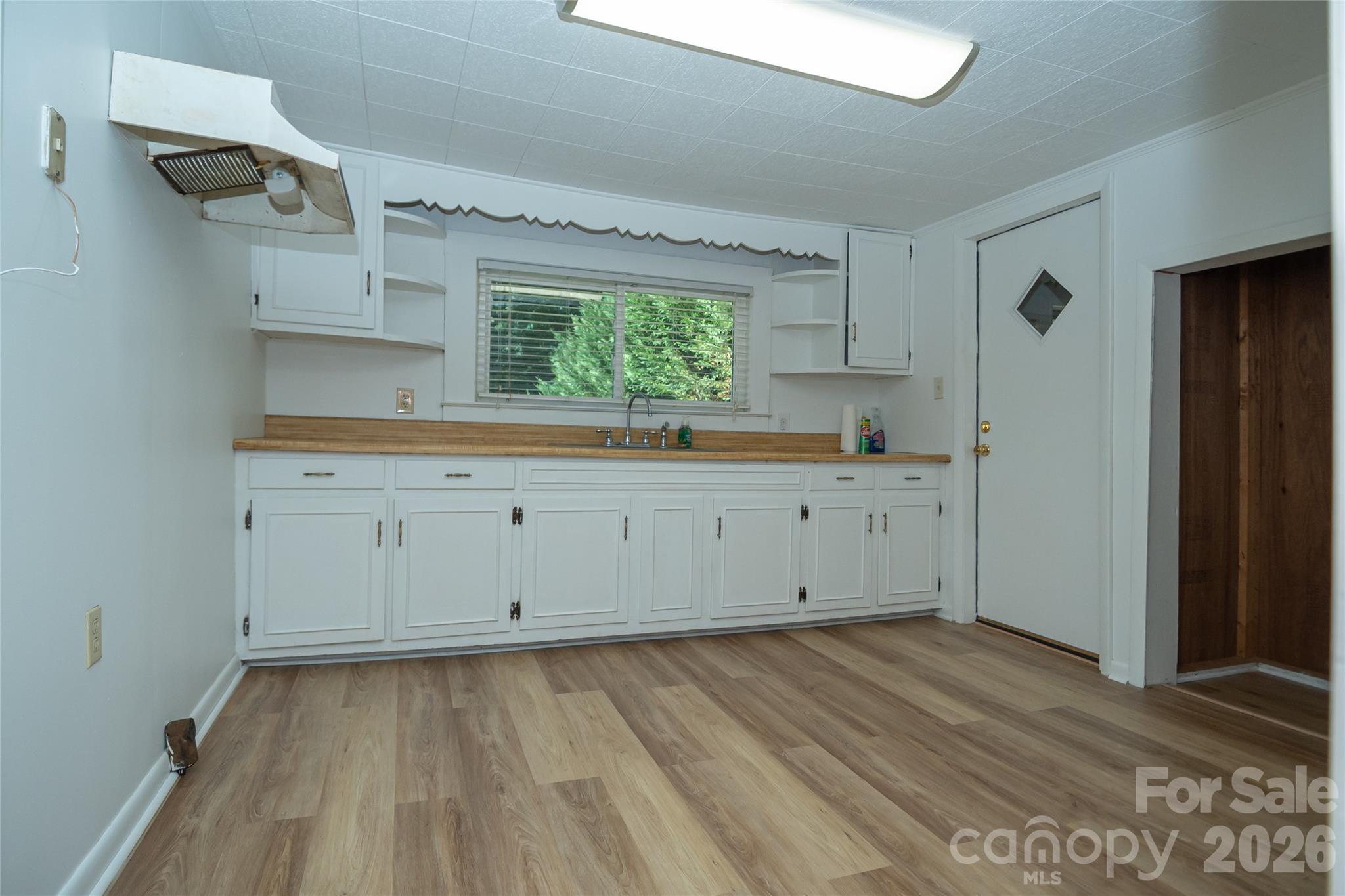 3036 Flat Gap Road — Valdese