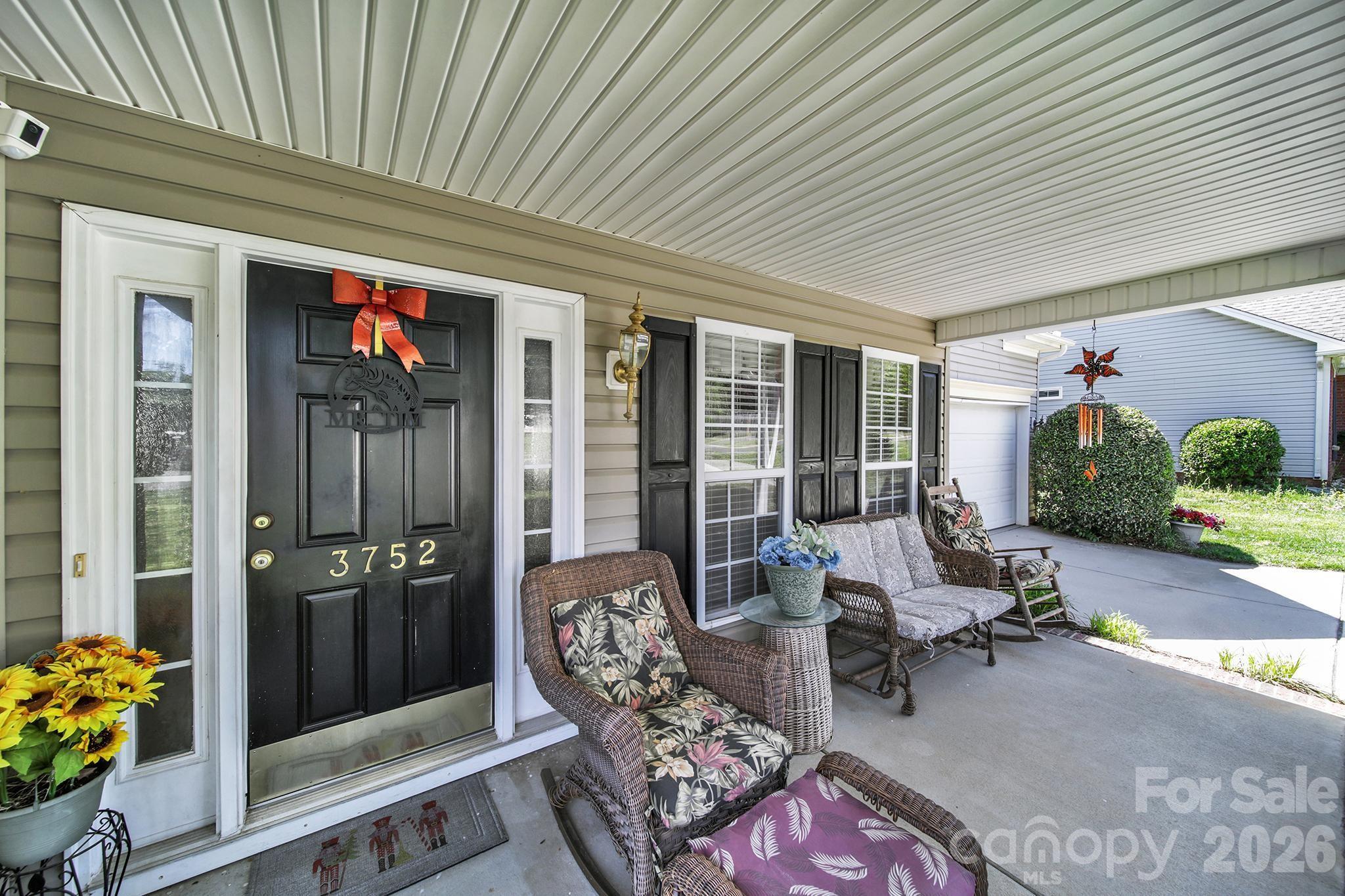 3752 Leela Palace Way — Fort Mill