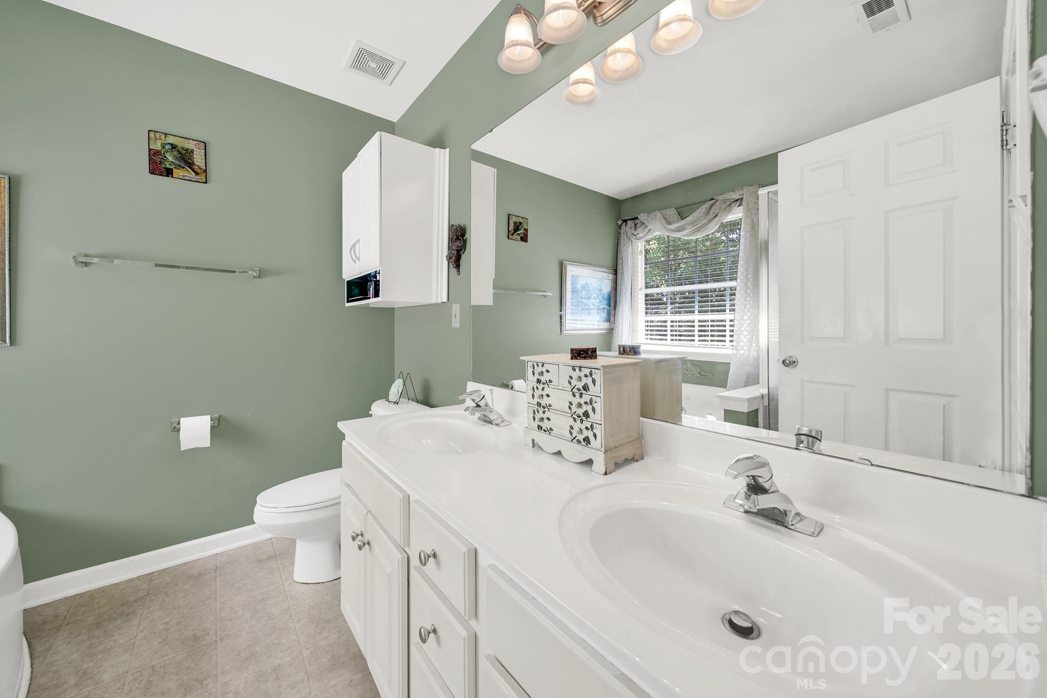 3752 Leela Palace Way — Fort Mill