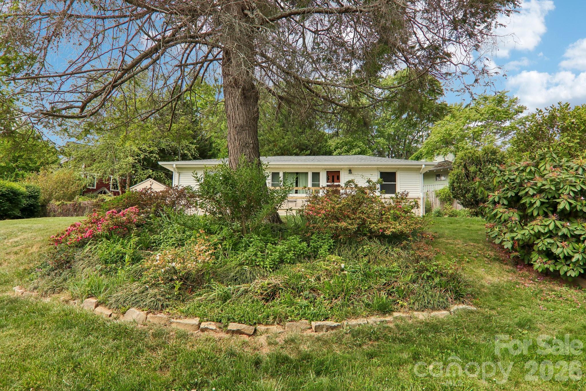57 Langwell Avenue — Asheville