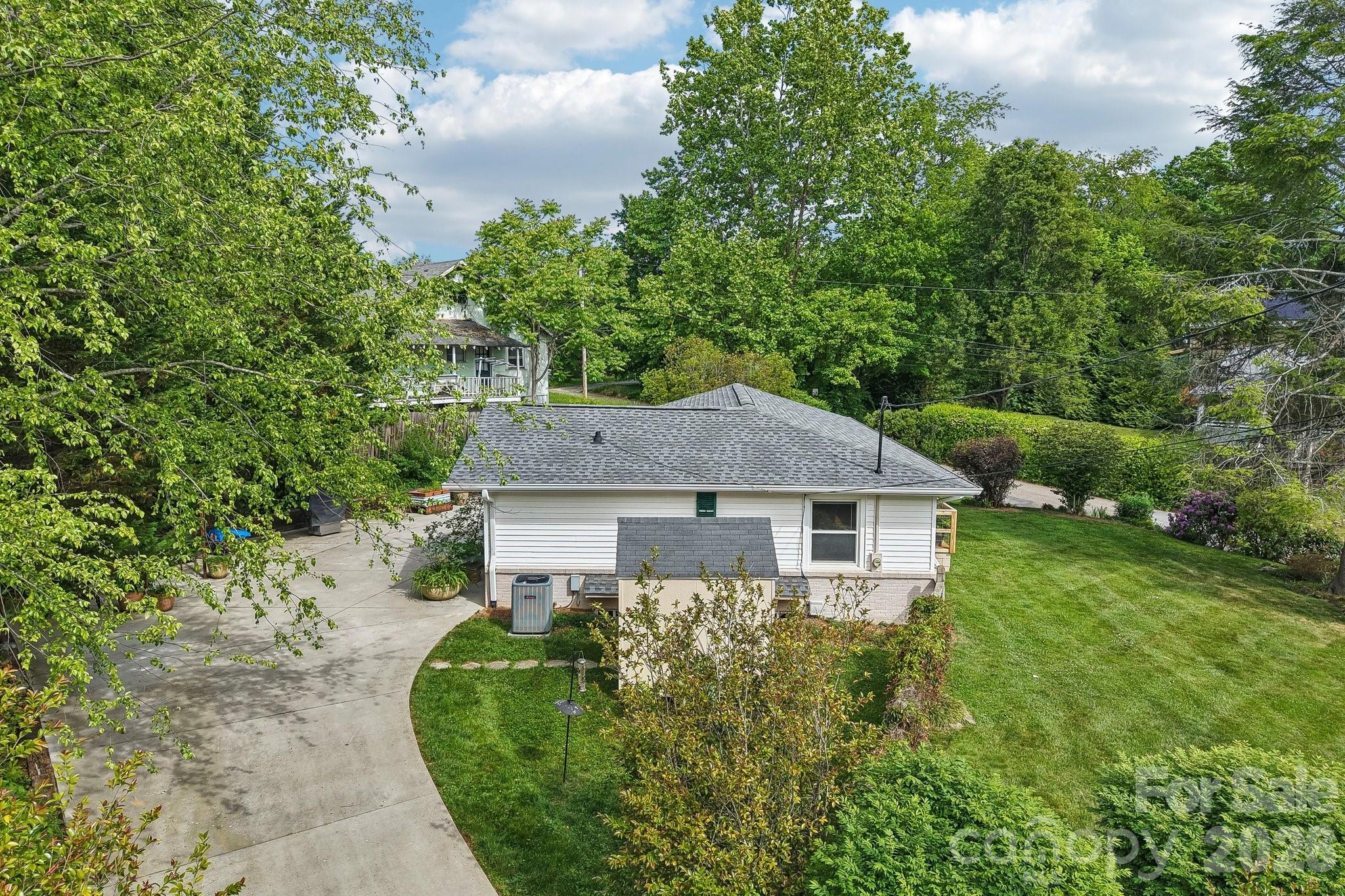 57 Langwell Avenue — Asheville