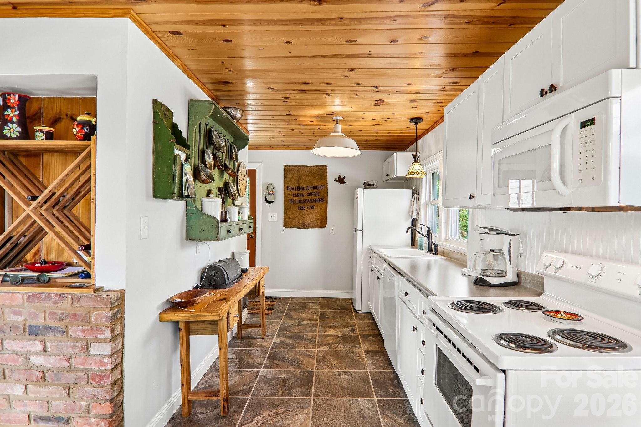 57 Langwell Avenue — Asheville