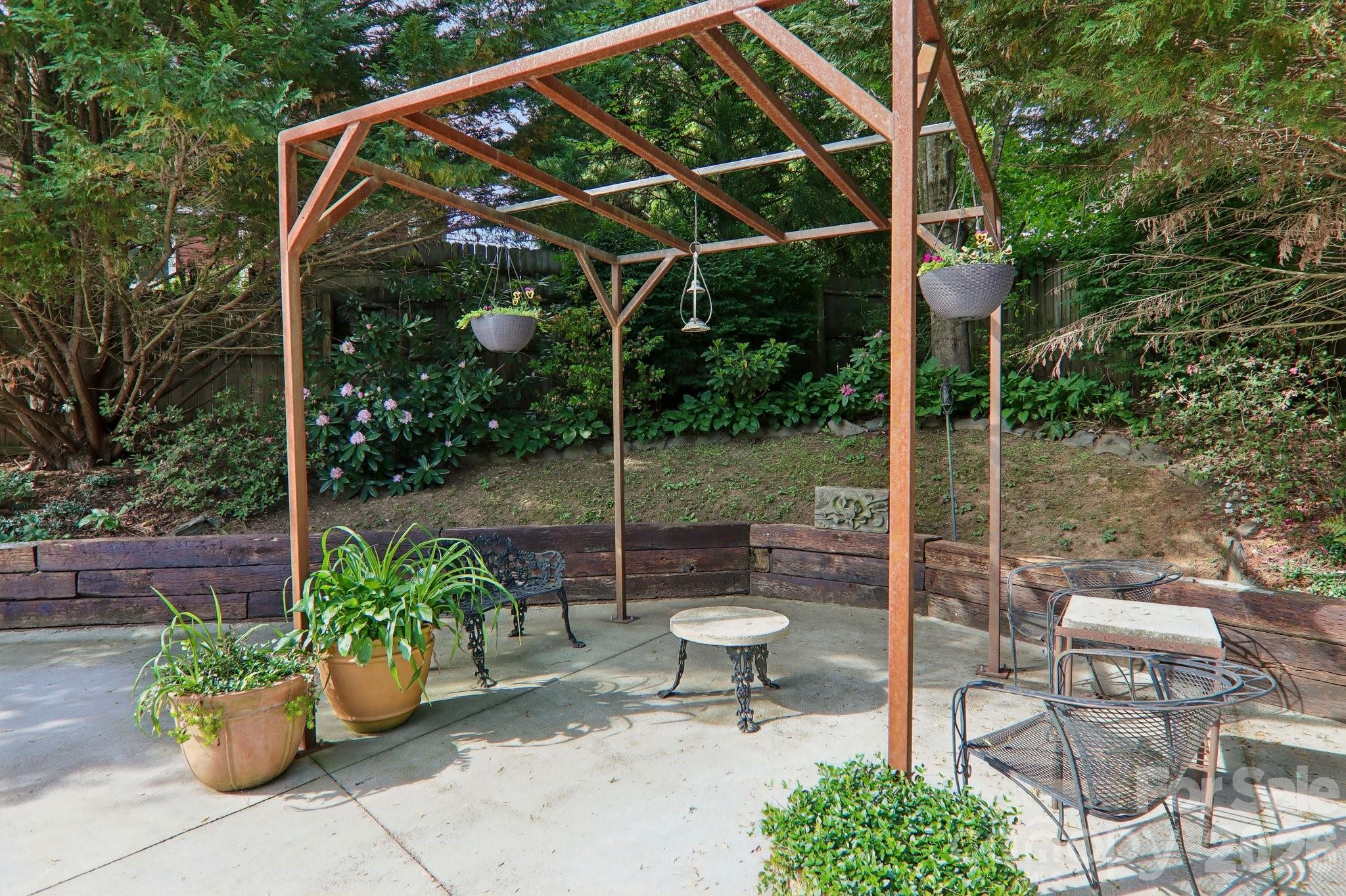 57 Langwell Avenue — Asheville