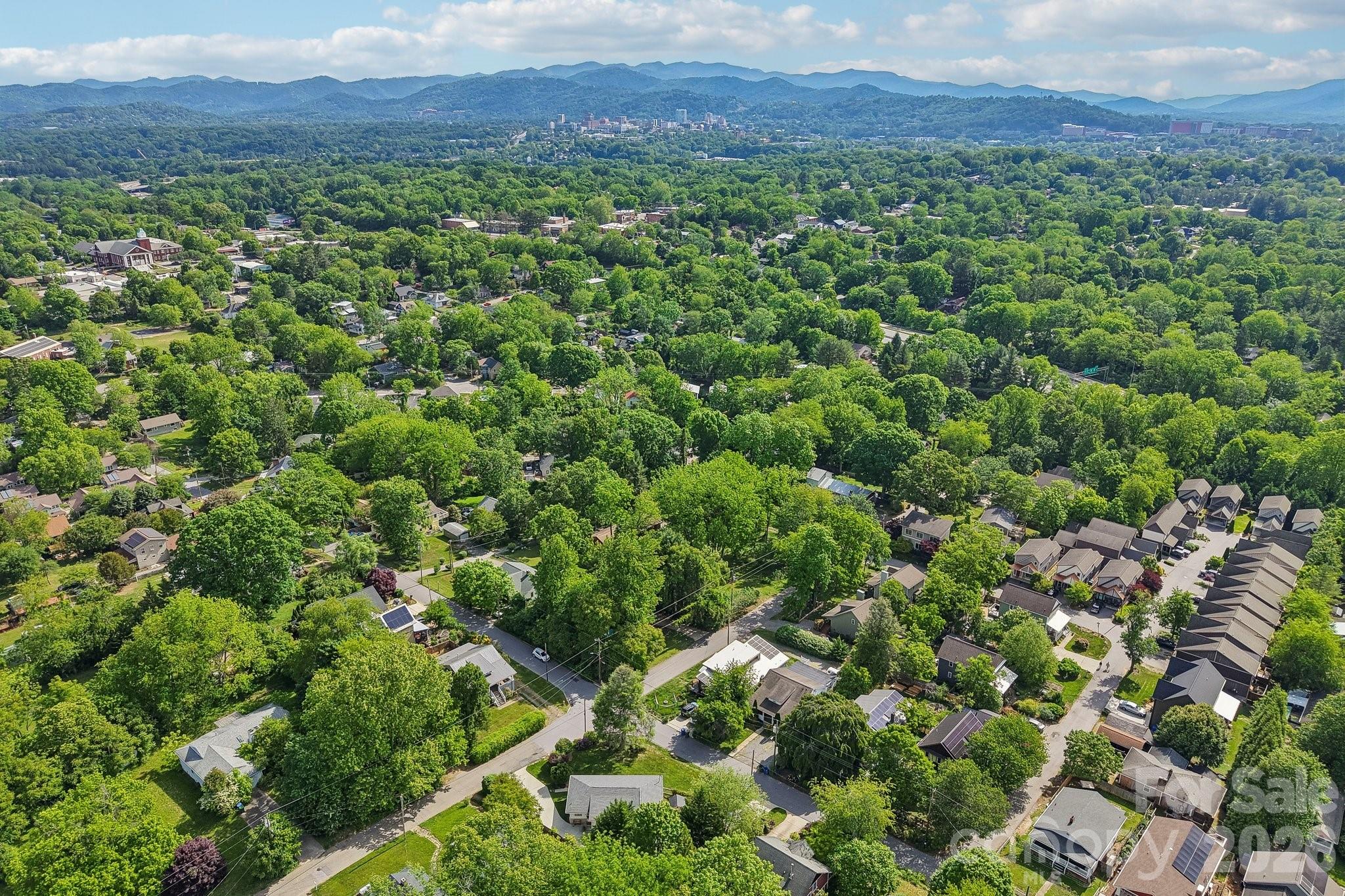 57 Langwell Avenue — Asheville