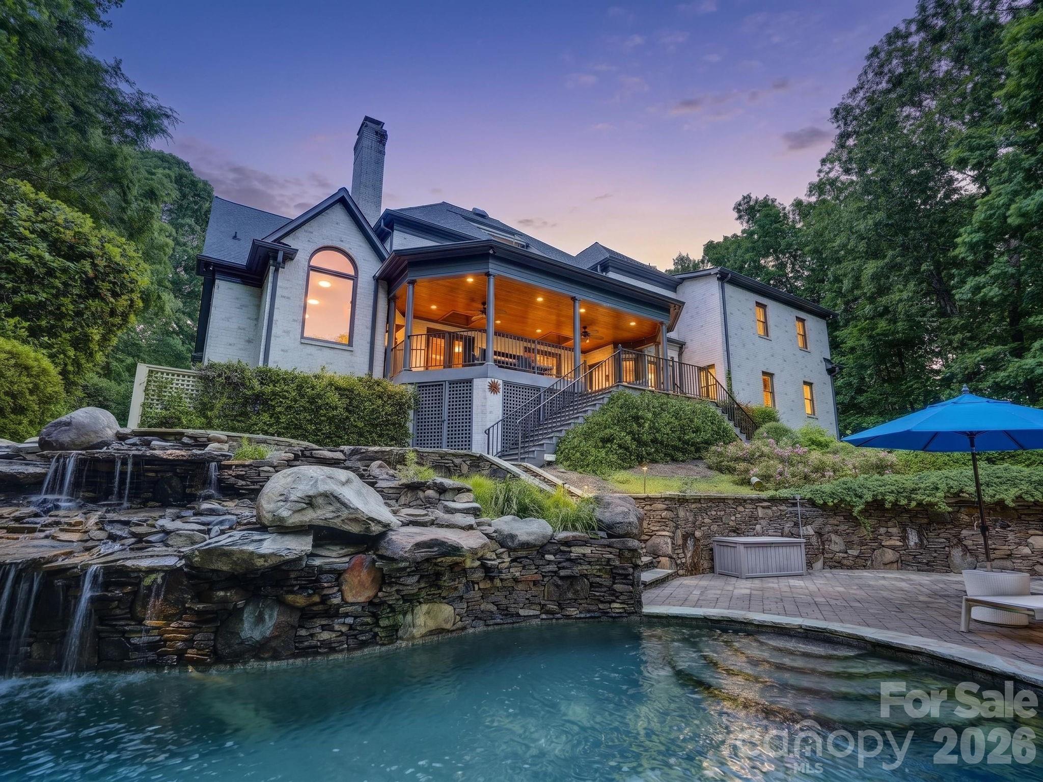 5500 Hardison Road — Charlotte