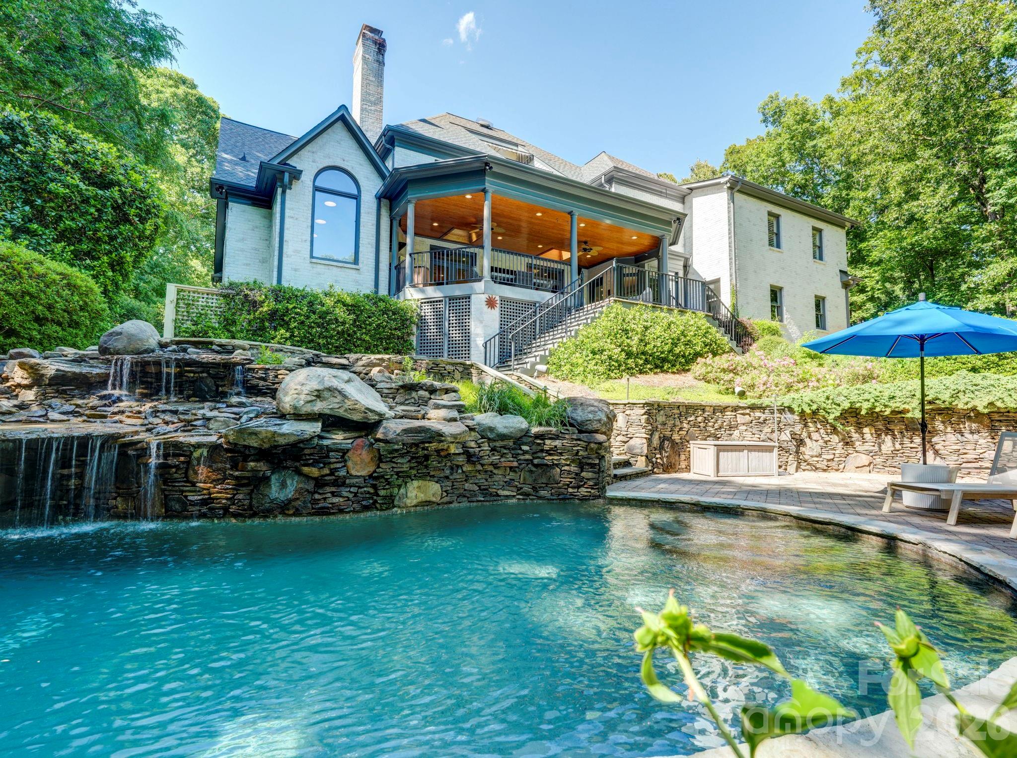 5500 Hardison Road — Charlotte