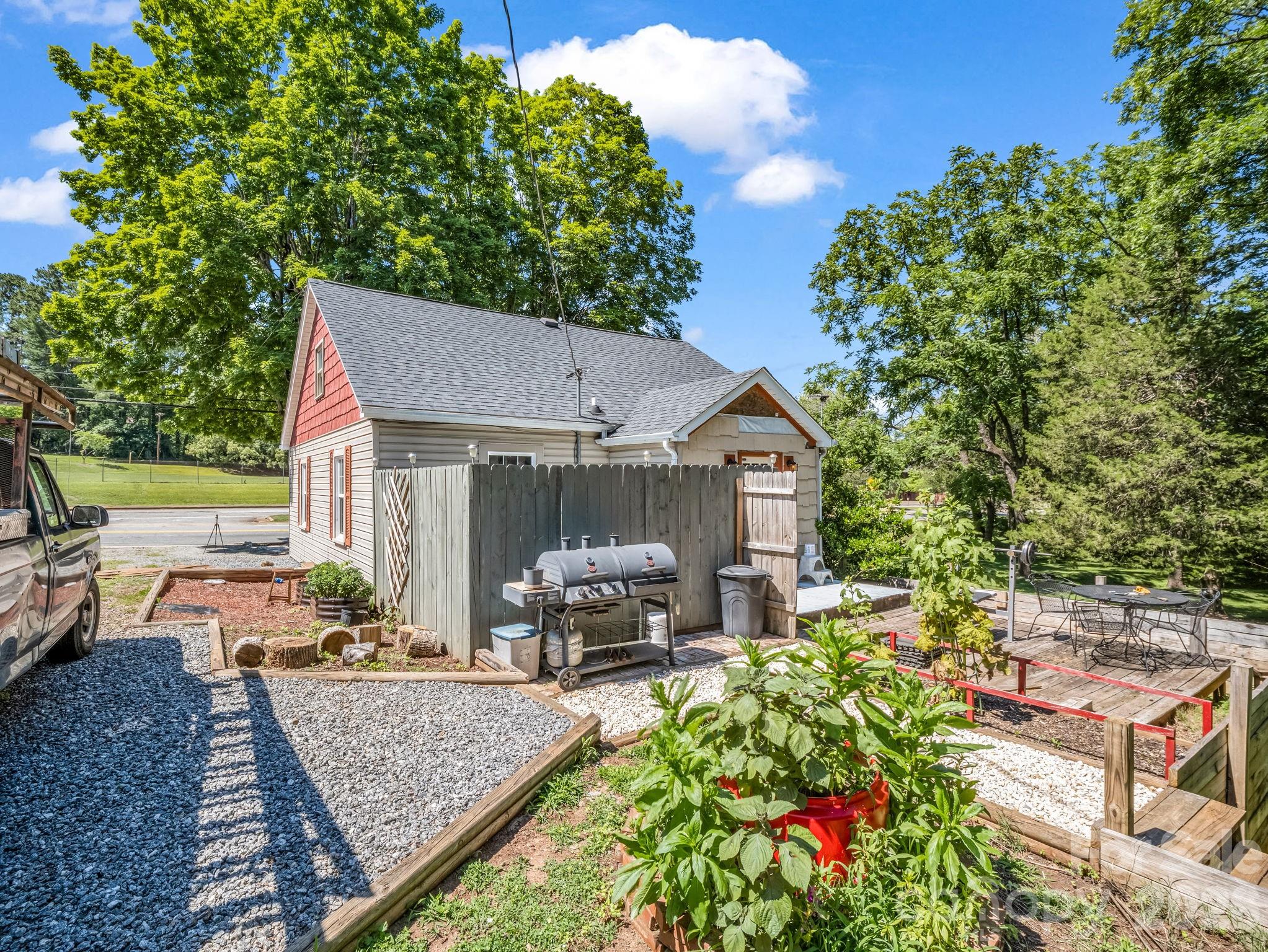173 Maple Street — Rutherfordton