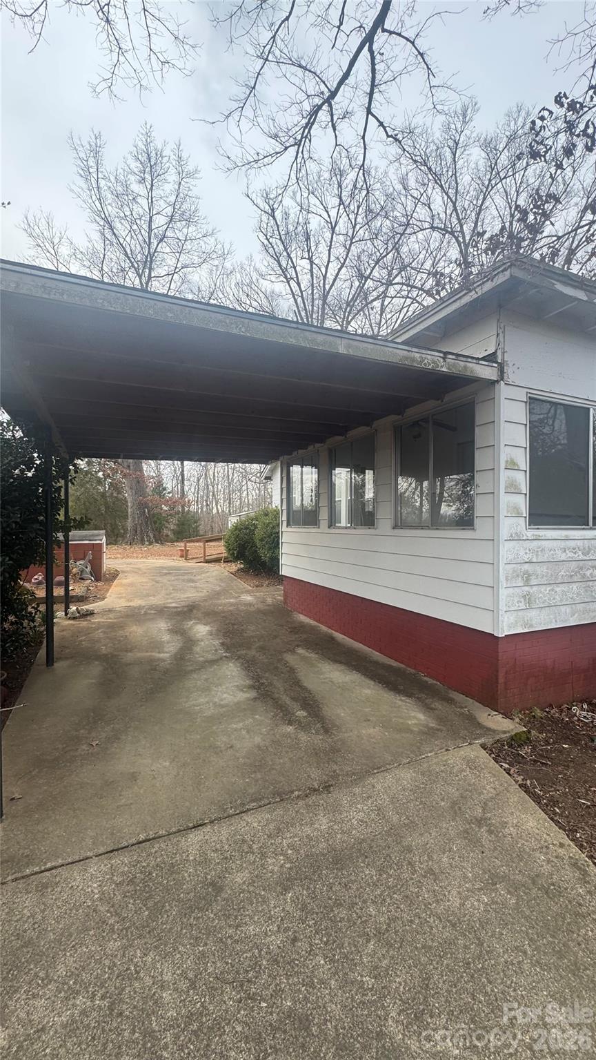 840 Skinner Road — Shelby