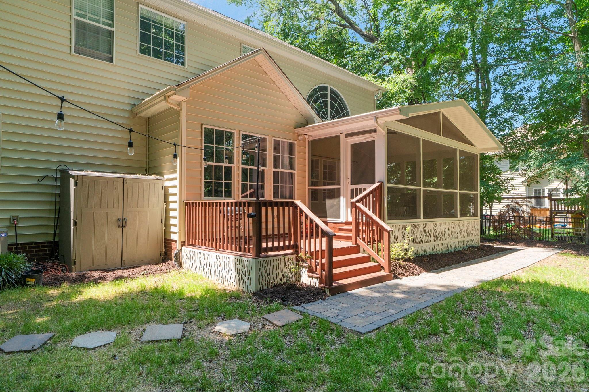 203 Elven Court — Waxhaw