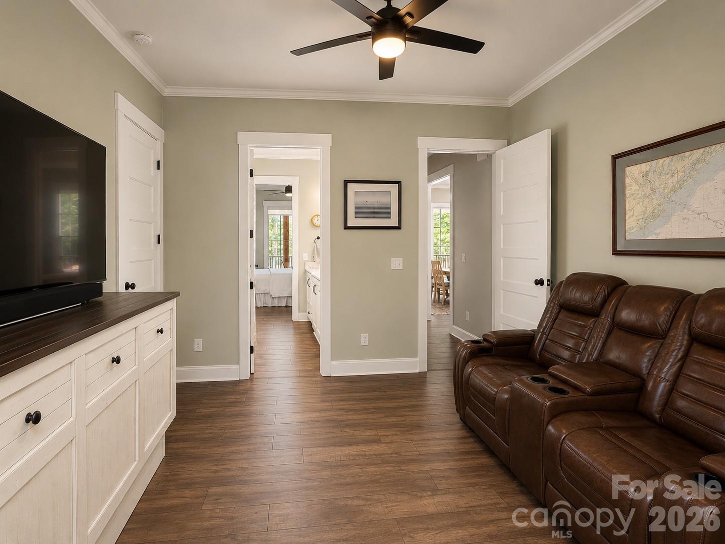 137 Channel Court — New London