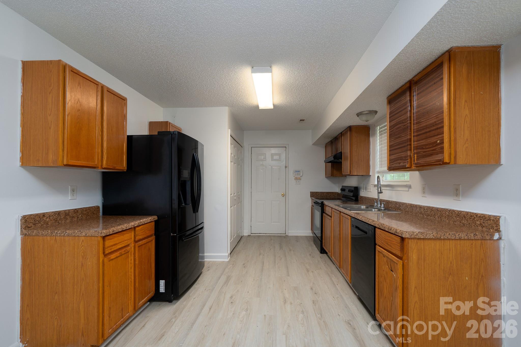 511 Lightspun Lane — Charlotte