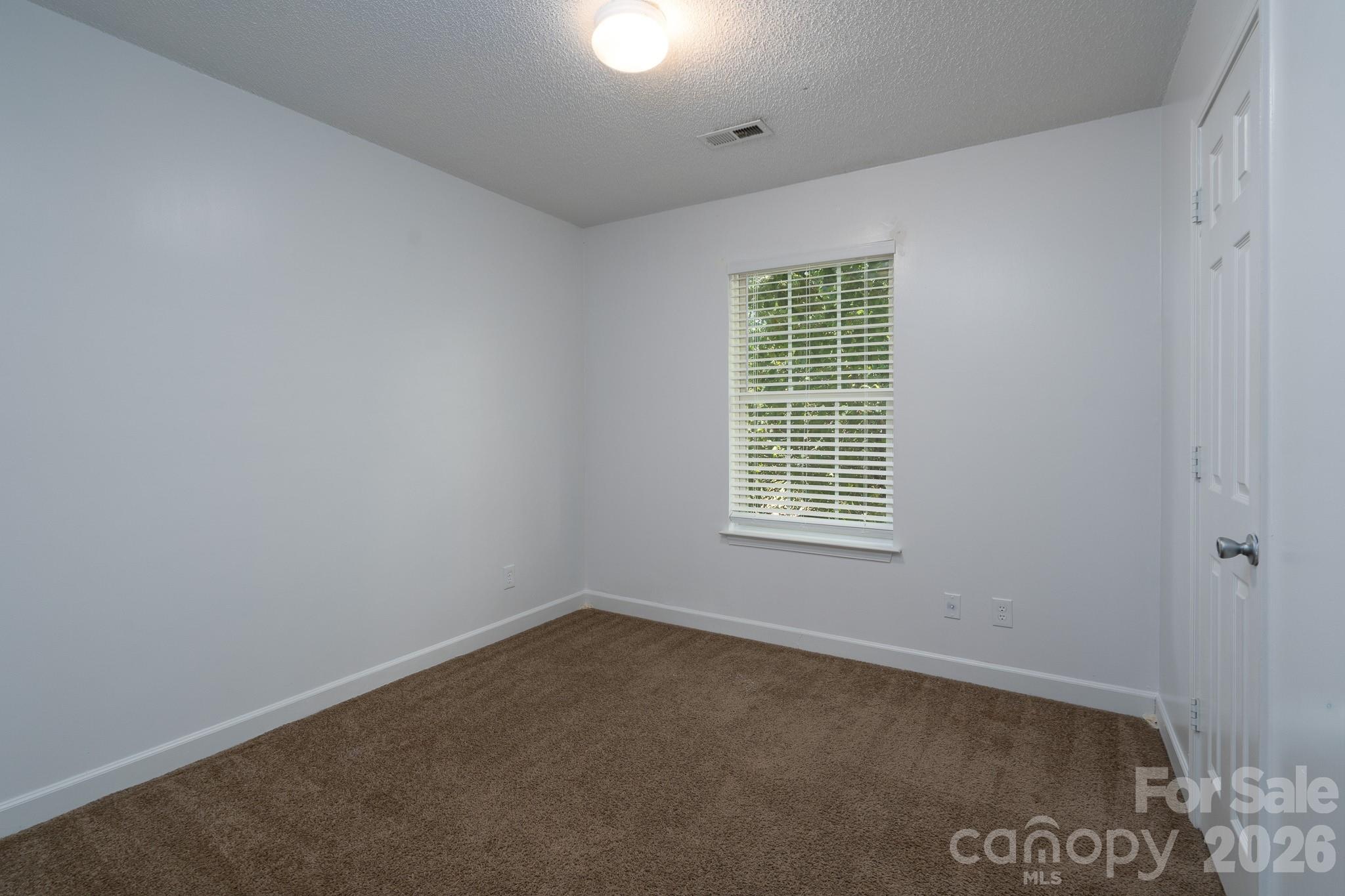 511 Lightspun Lane — Charlotte