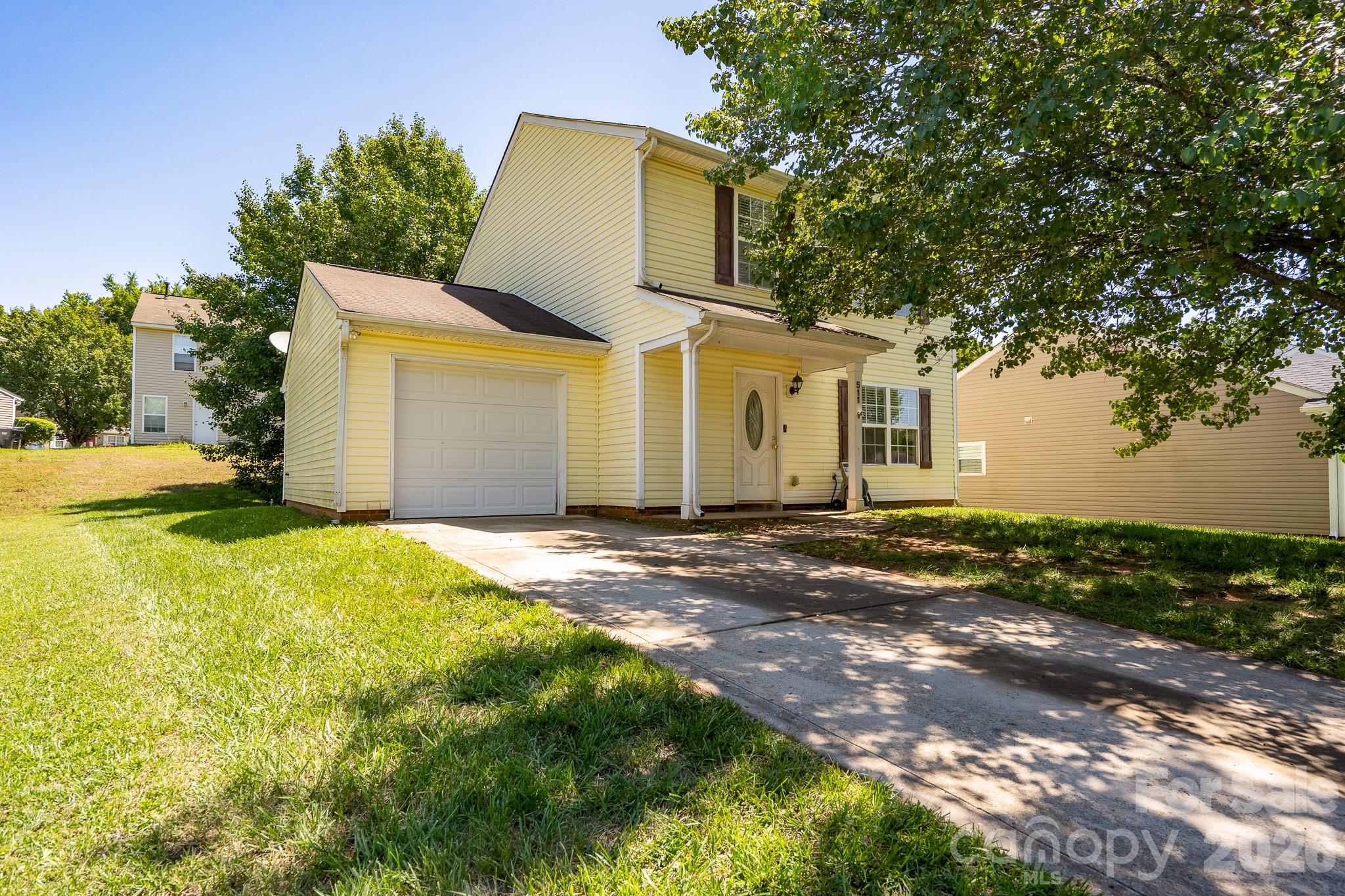511 Lightspun Lane — Charlotte