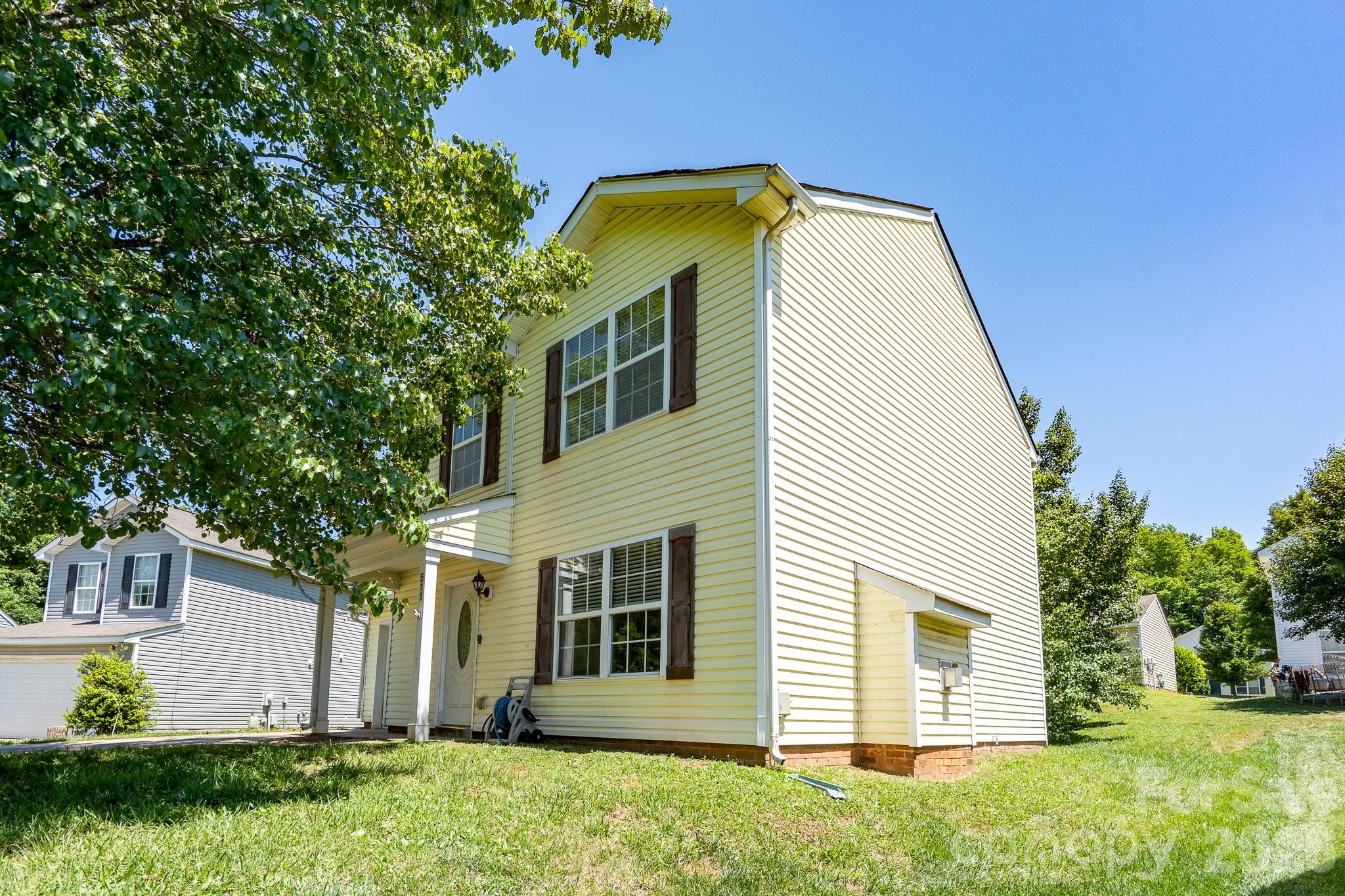 511 Lightspun Lane — Charlotte