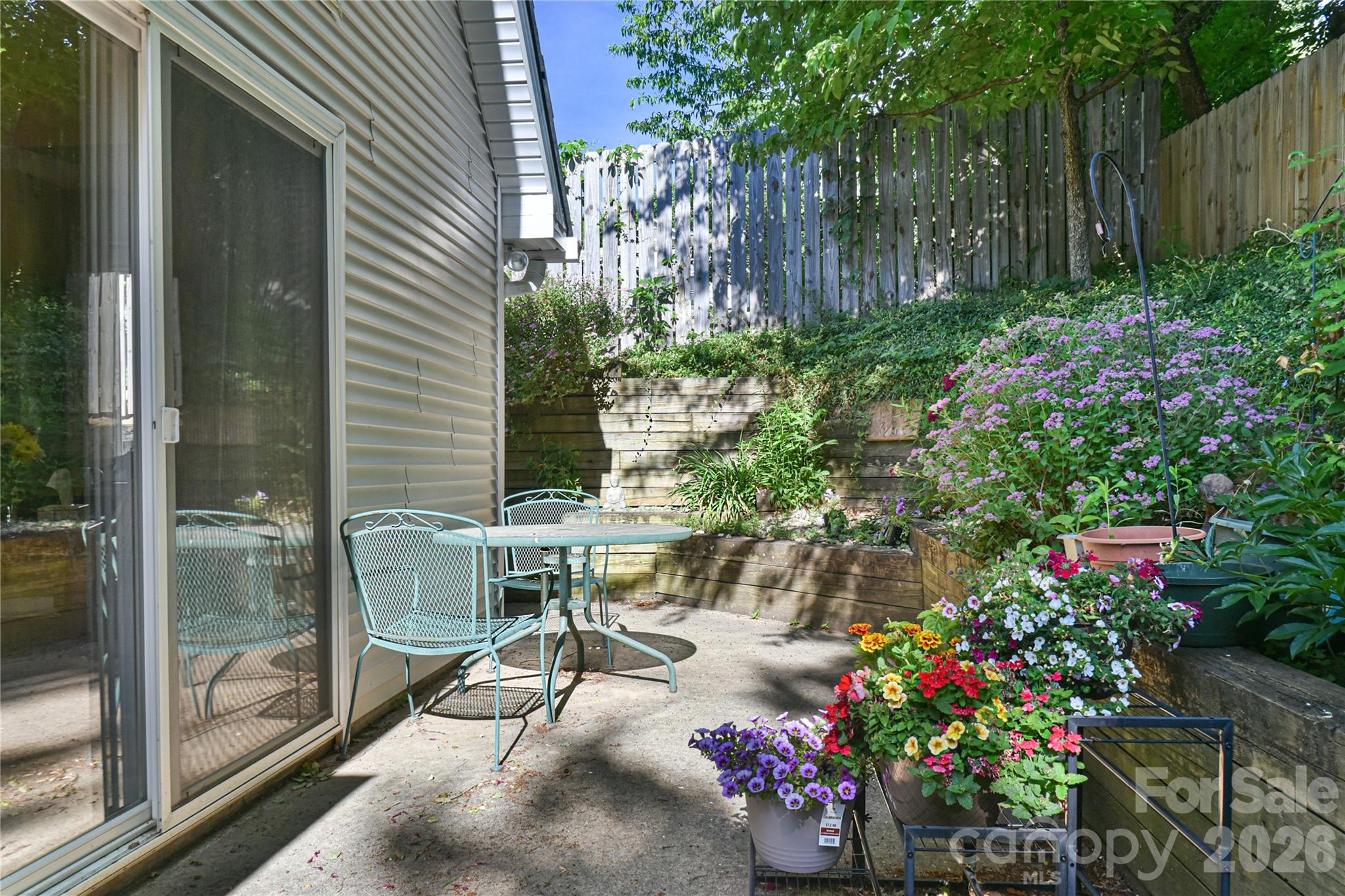13 Silver Place — Black Mountain