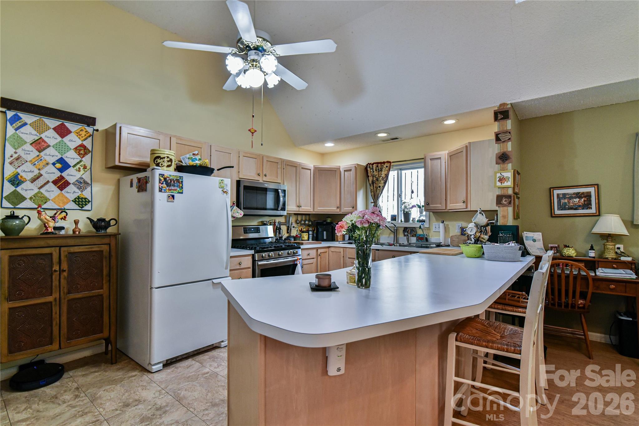 13 Silver Place — Black Mountain