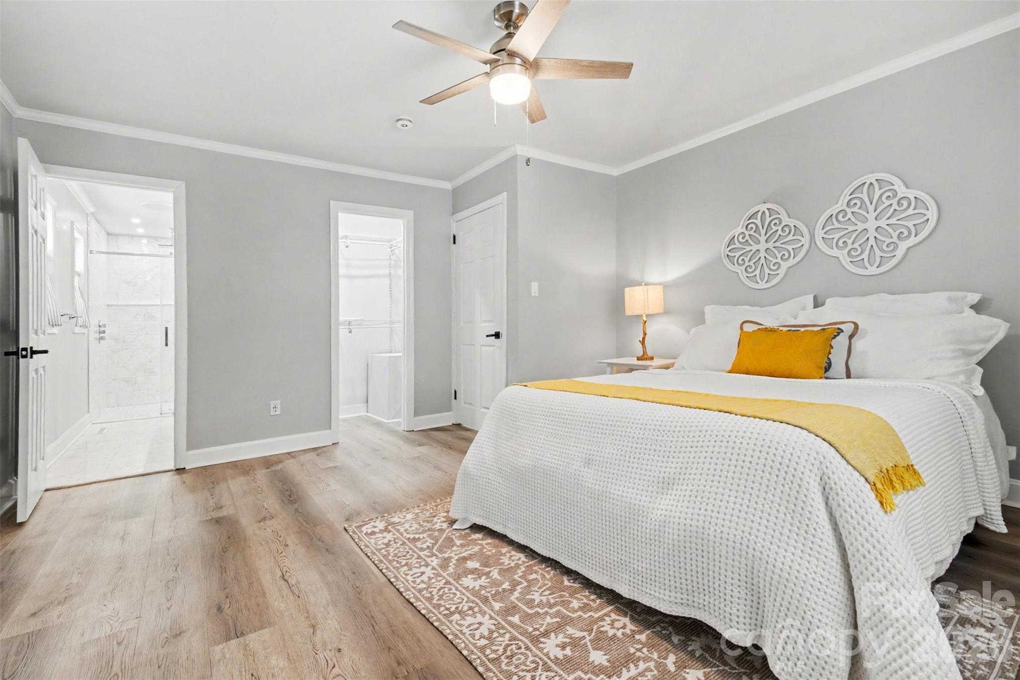 738 Edgemoor Drive — Mooresville