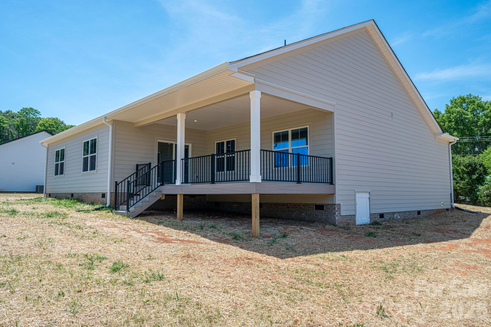 1343 Zeb Haynes Road — Maiden