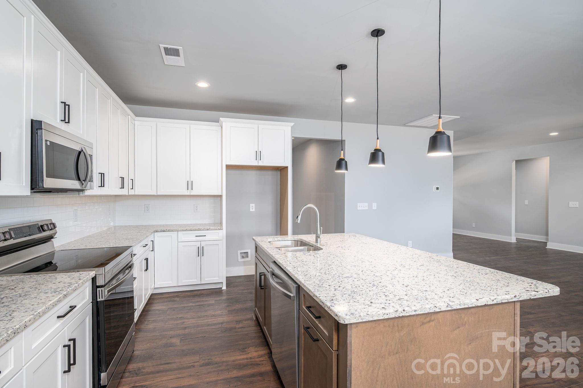 1343 Zeb Haynes Road — Maiden