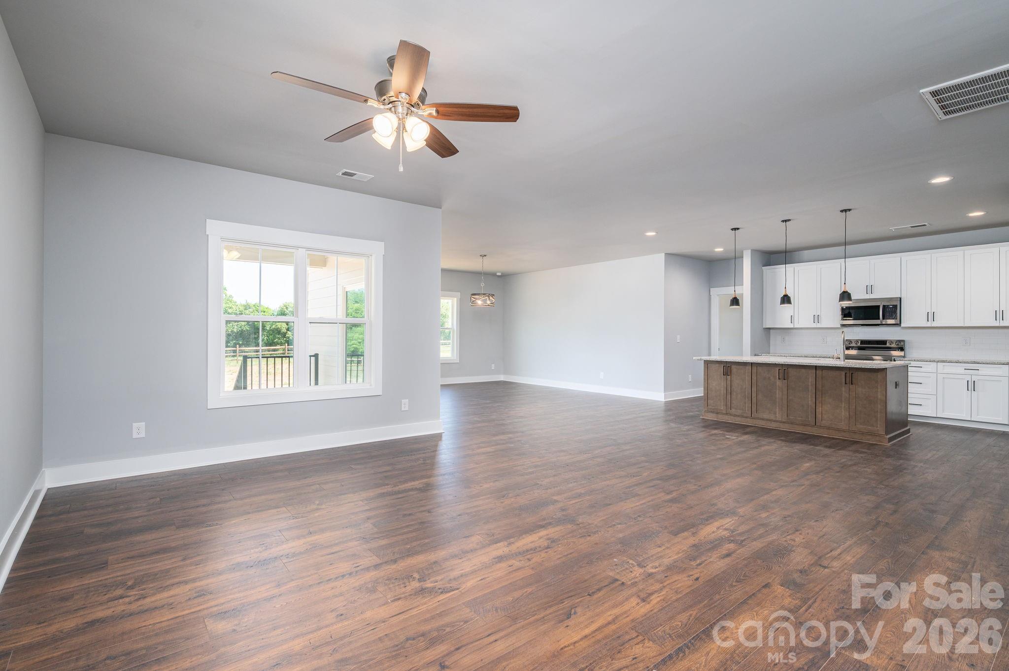 1343 Zeb Haynes Road — Maiden