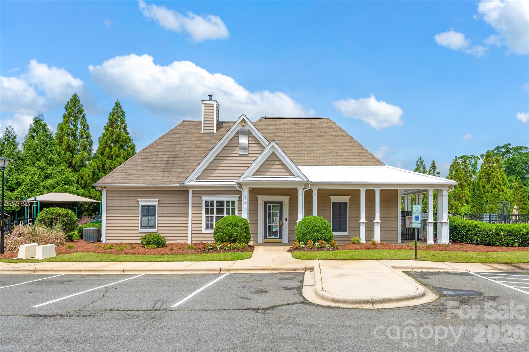 2012 Arbor Vista Drive — Charlotte