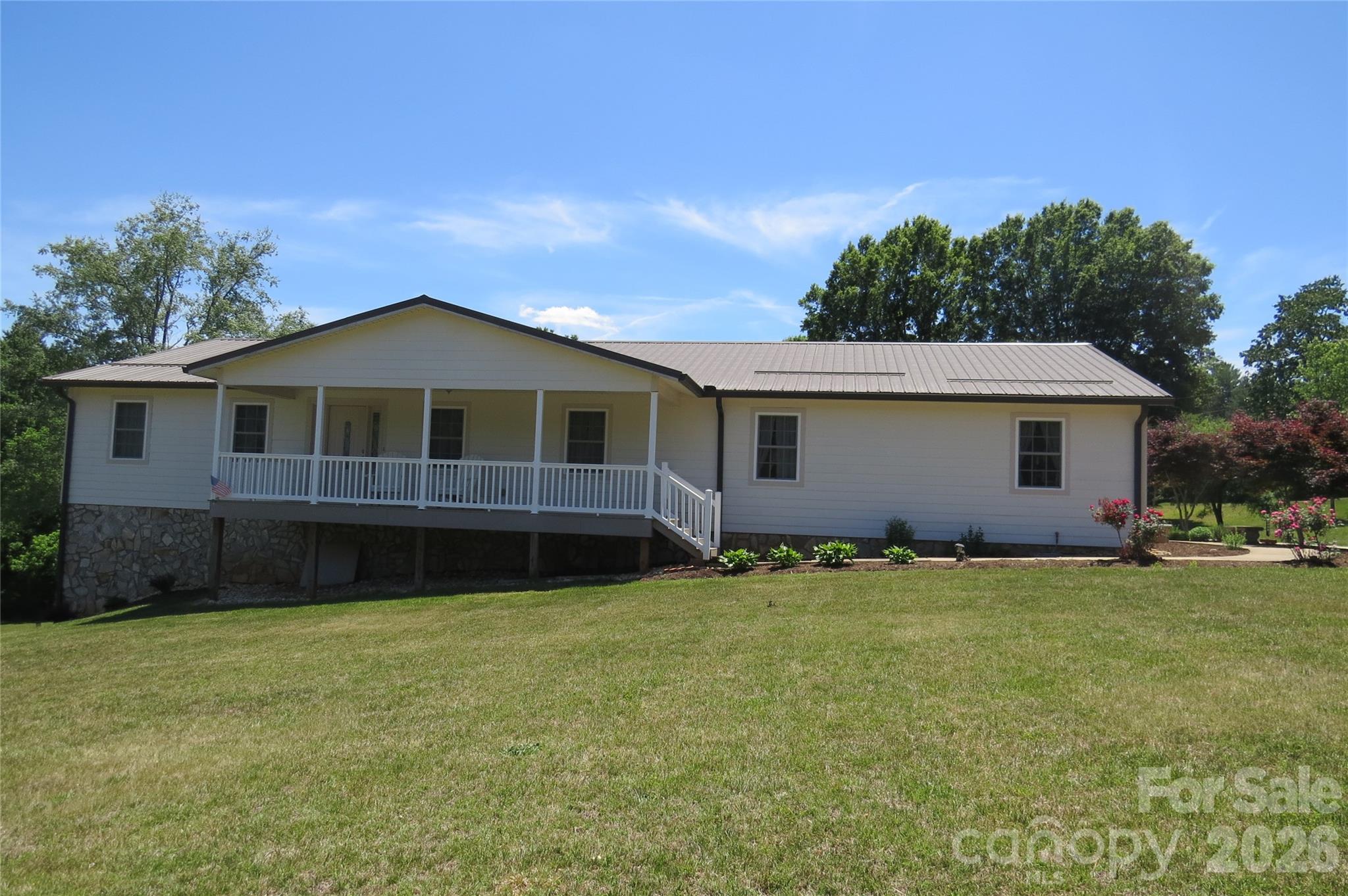 460 Sunset Street — Granite Falls