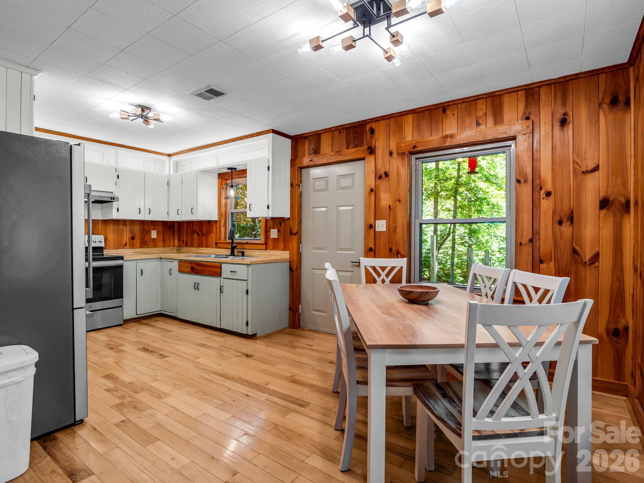 670 Cedar Creek Road — Lake Lure