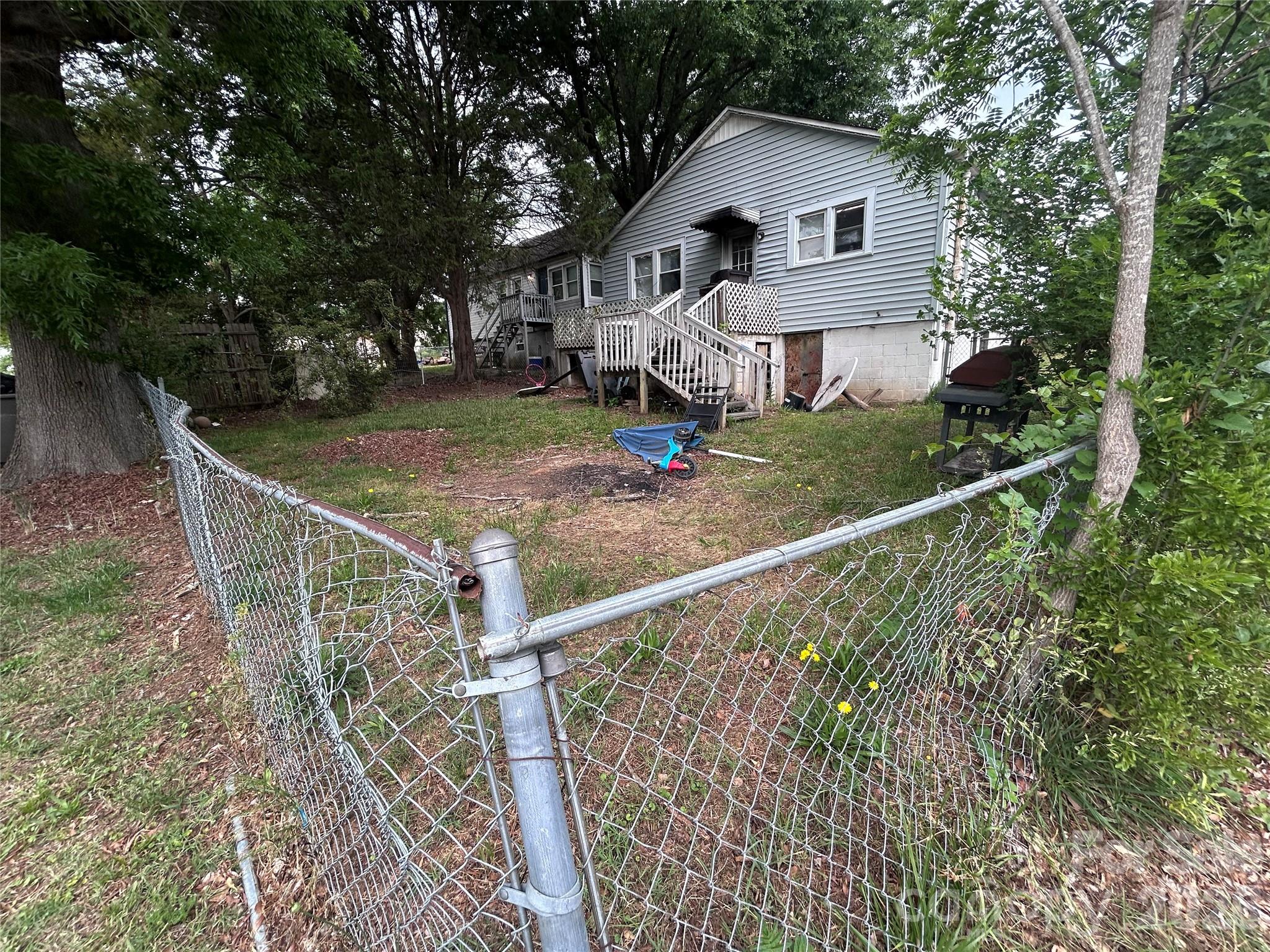317 S Yates Street — Gastonia